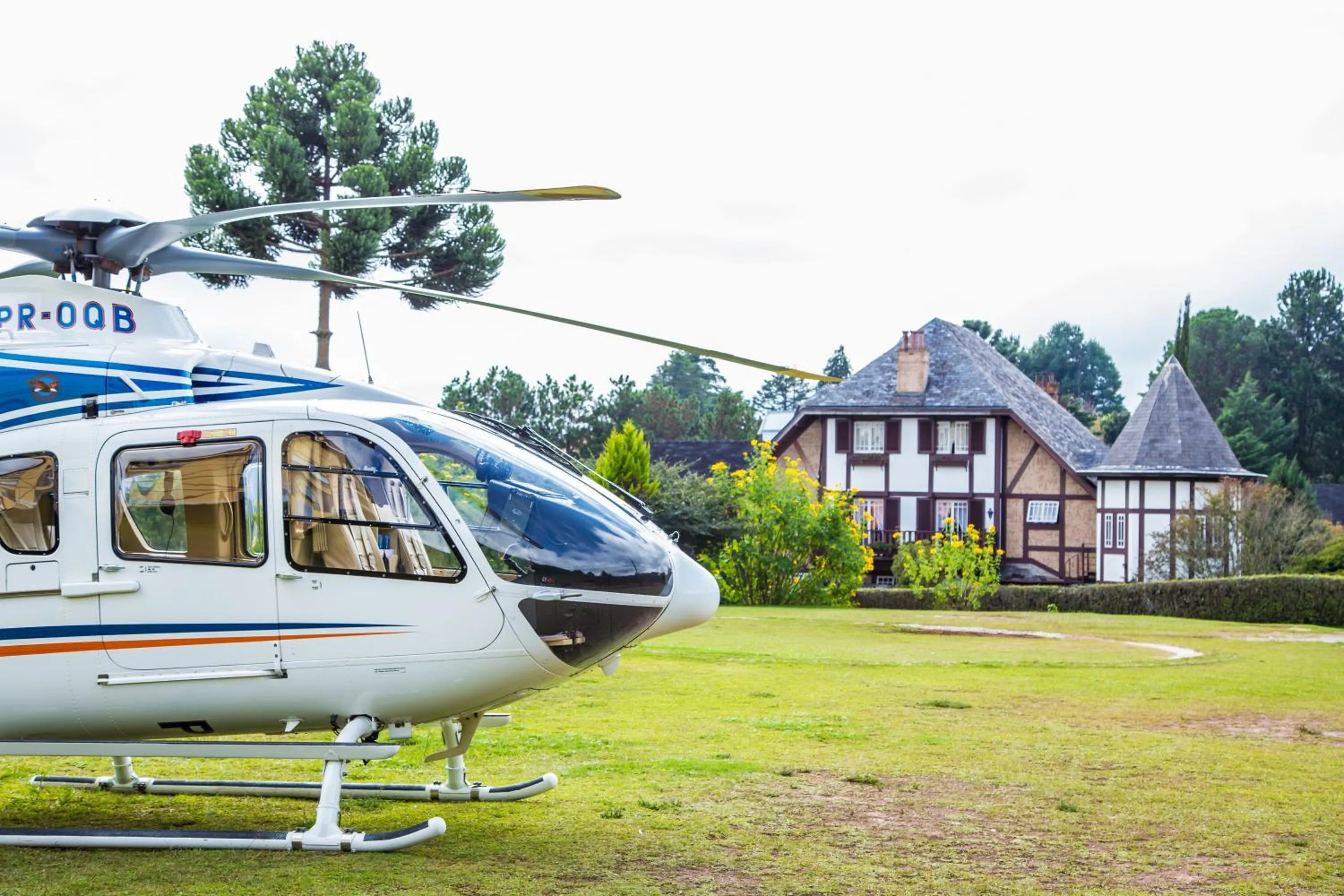 Day in Chateau La Villette