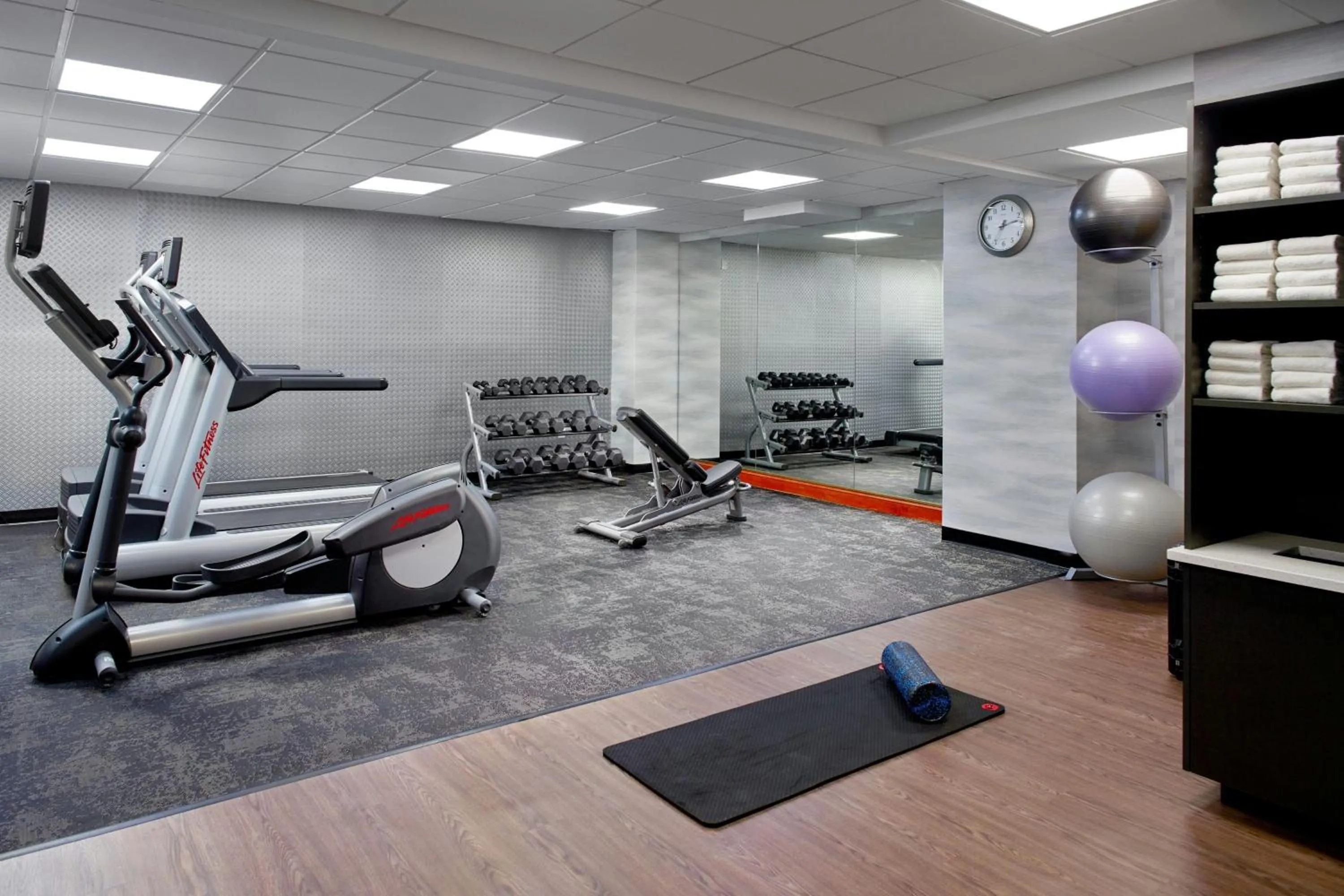 Fitness centre/facilities in Fairfield by Marriott Inn & Suites Asheville Outlets