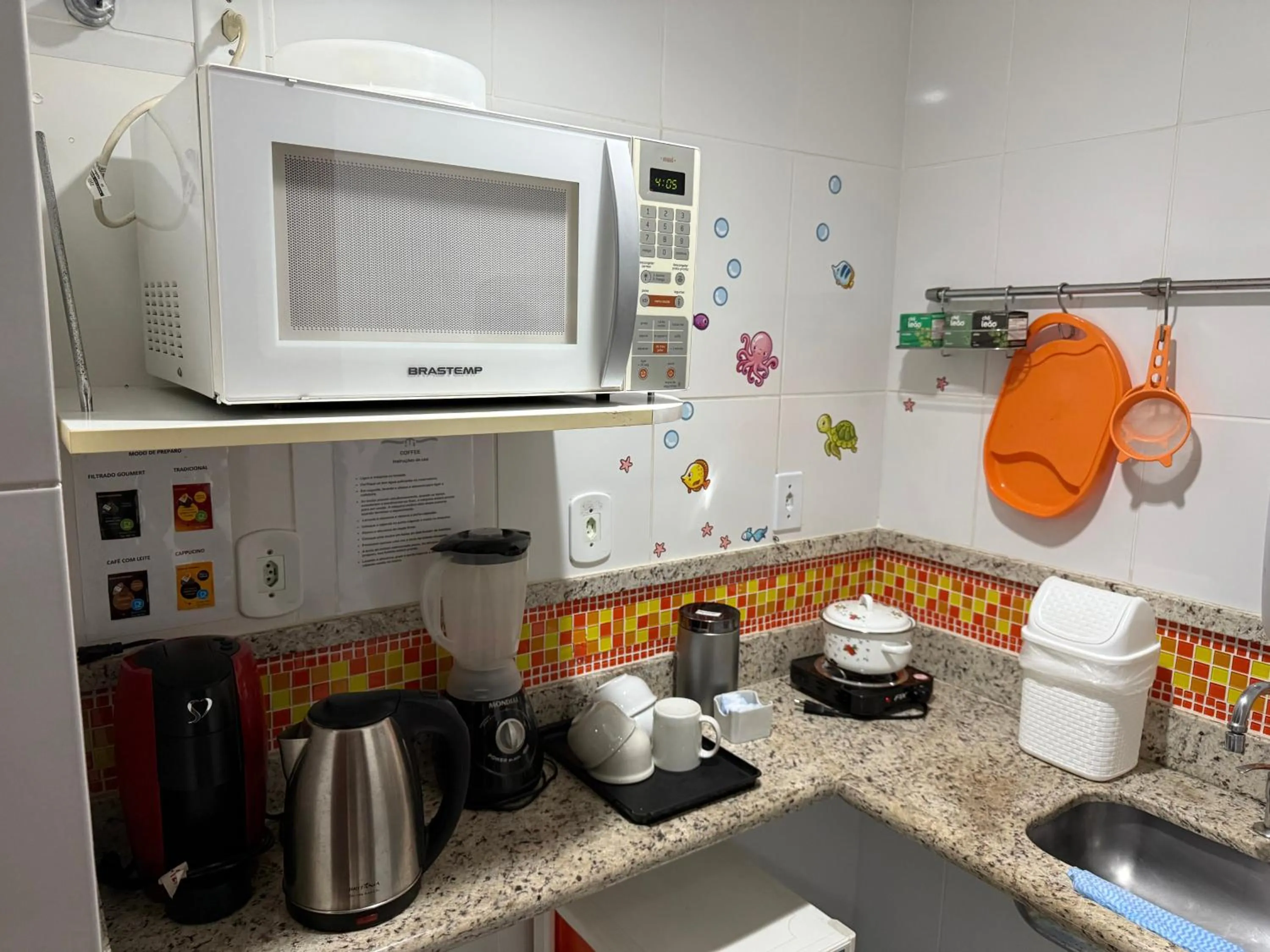 Communal kitchen in Hotel Marlen