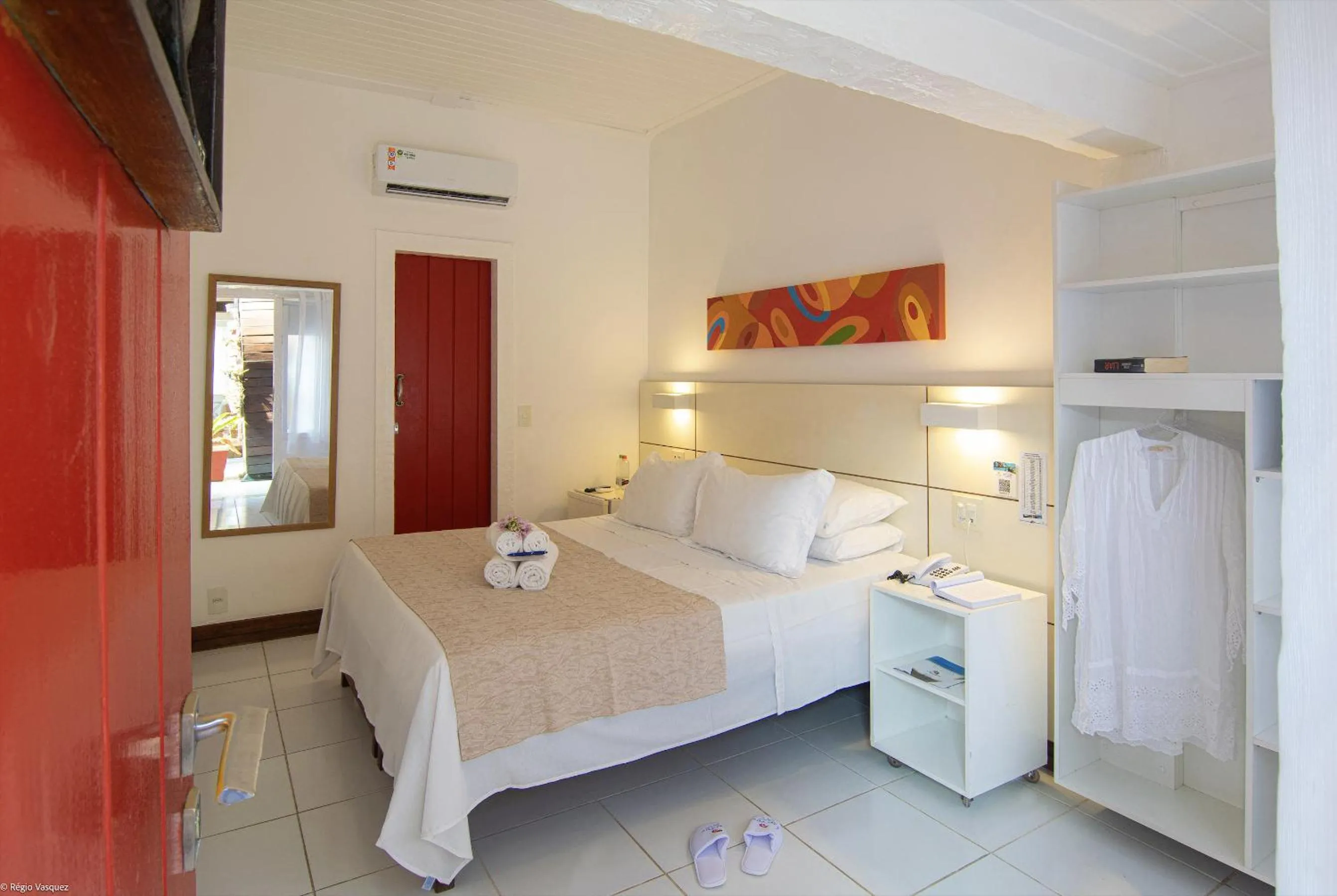 Bedroom, Bed in Chez Pitu Praia Hotel