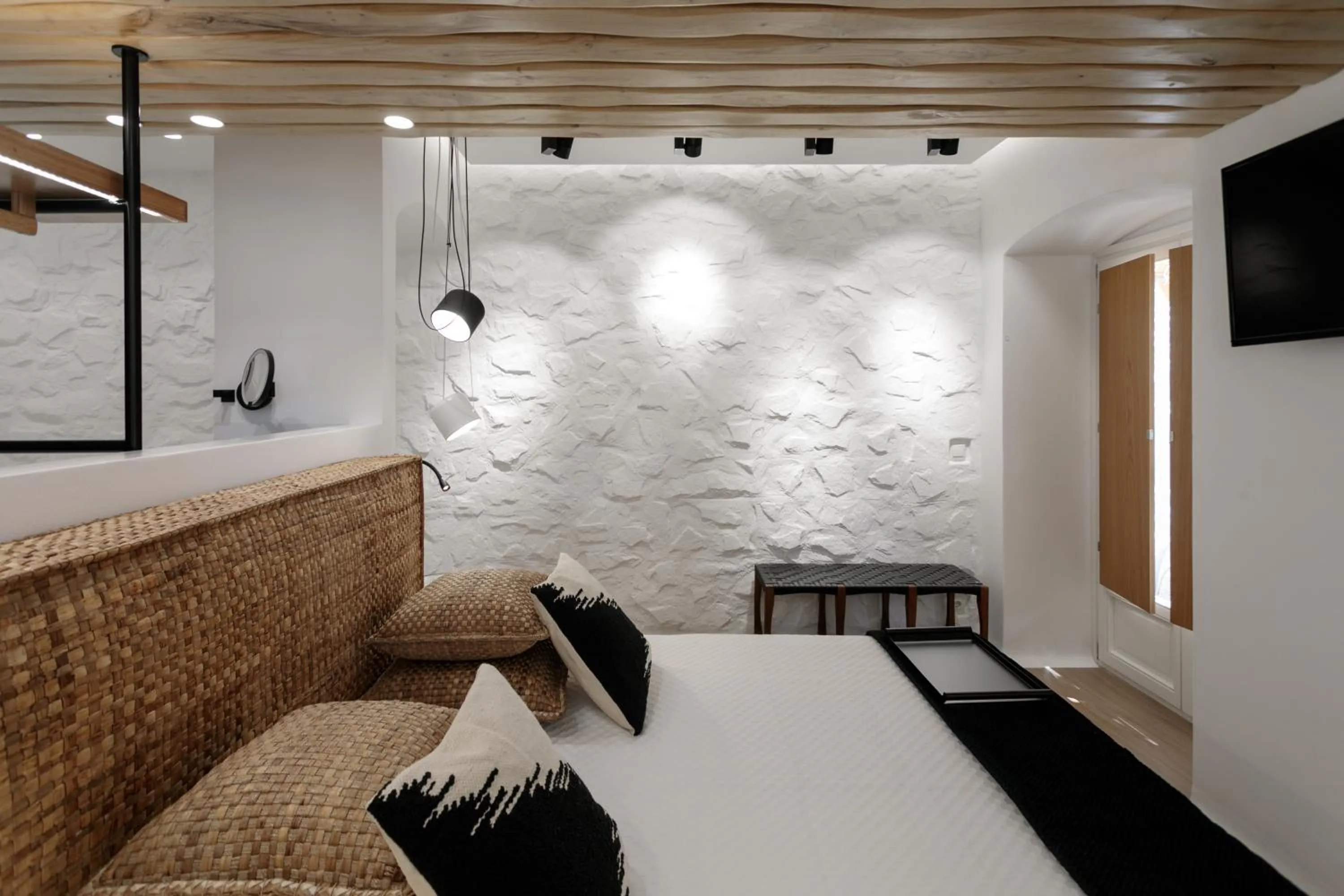 Bed in Alkyoni Beach Hotel