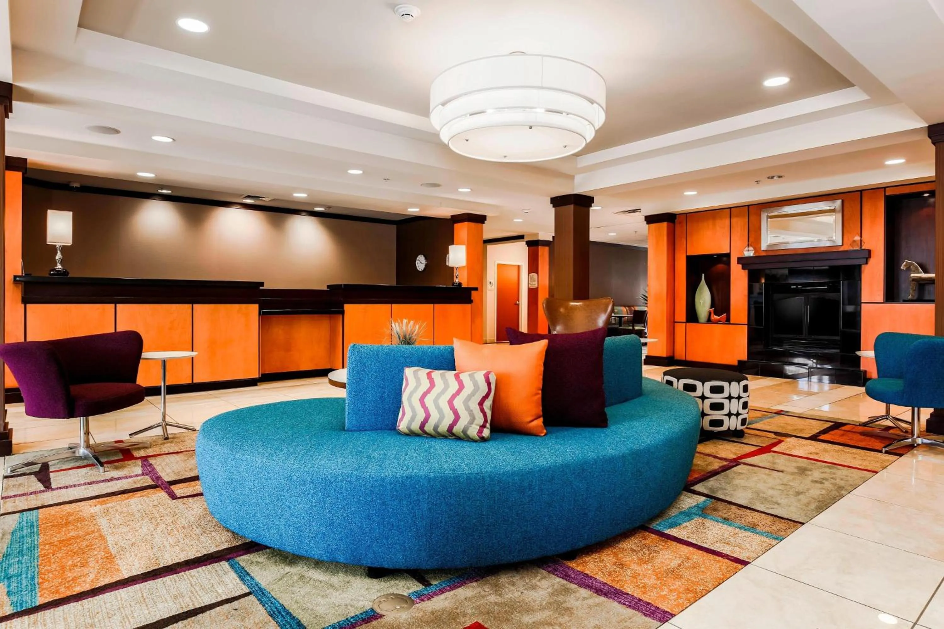 Lobby or reception in Fairfield by Marriott Wilkes-Barre