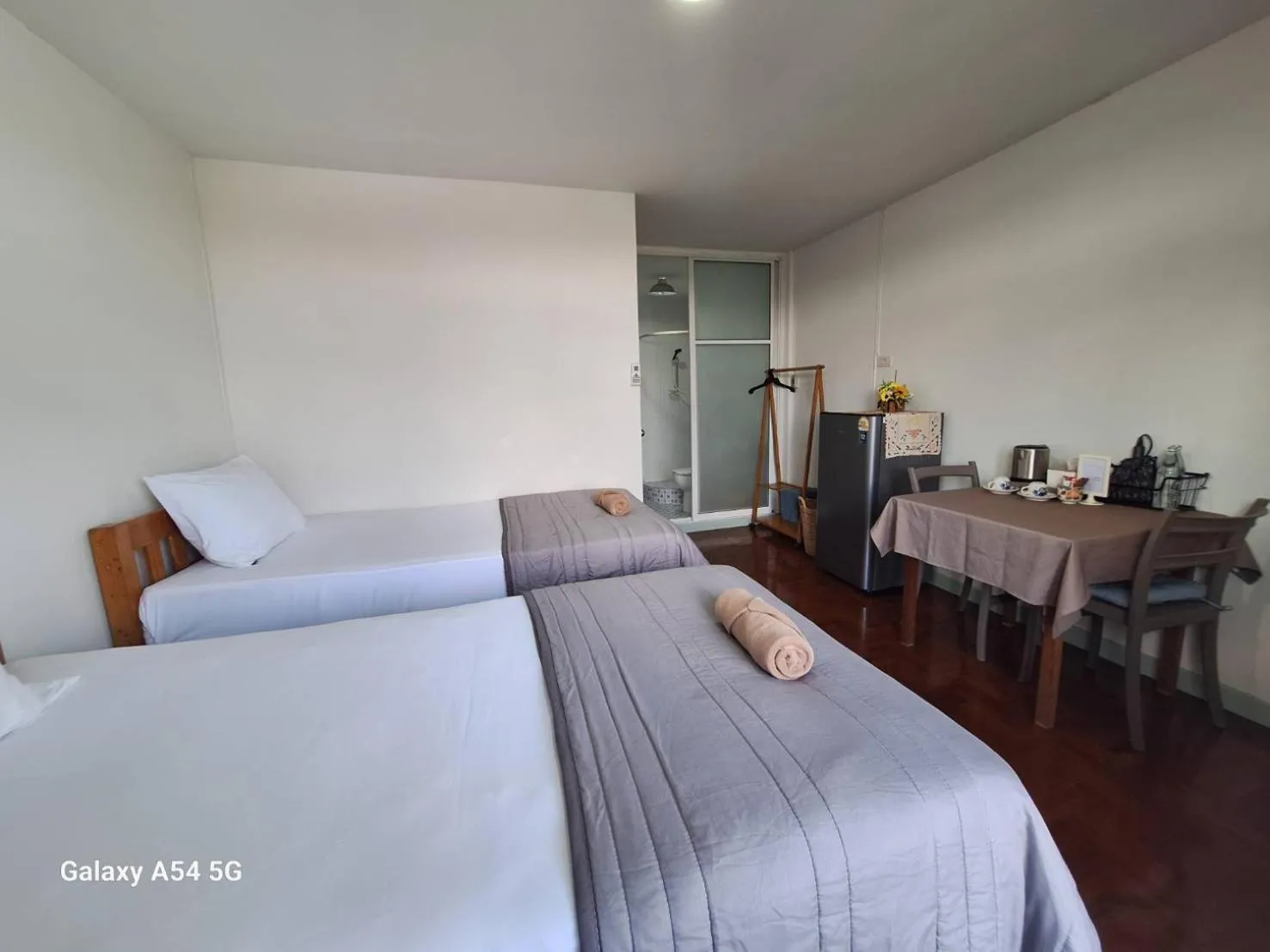 Bed in The Commonroom CNX