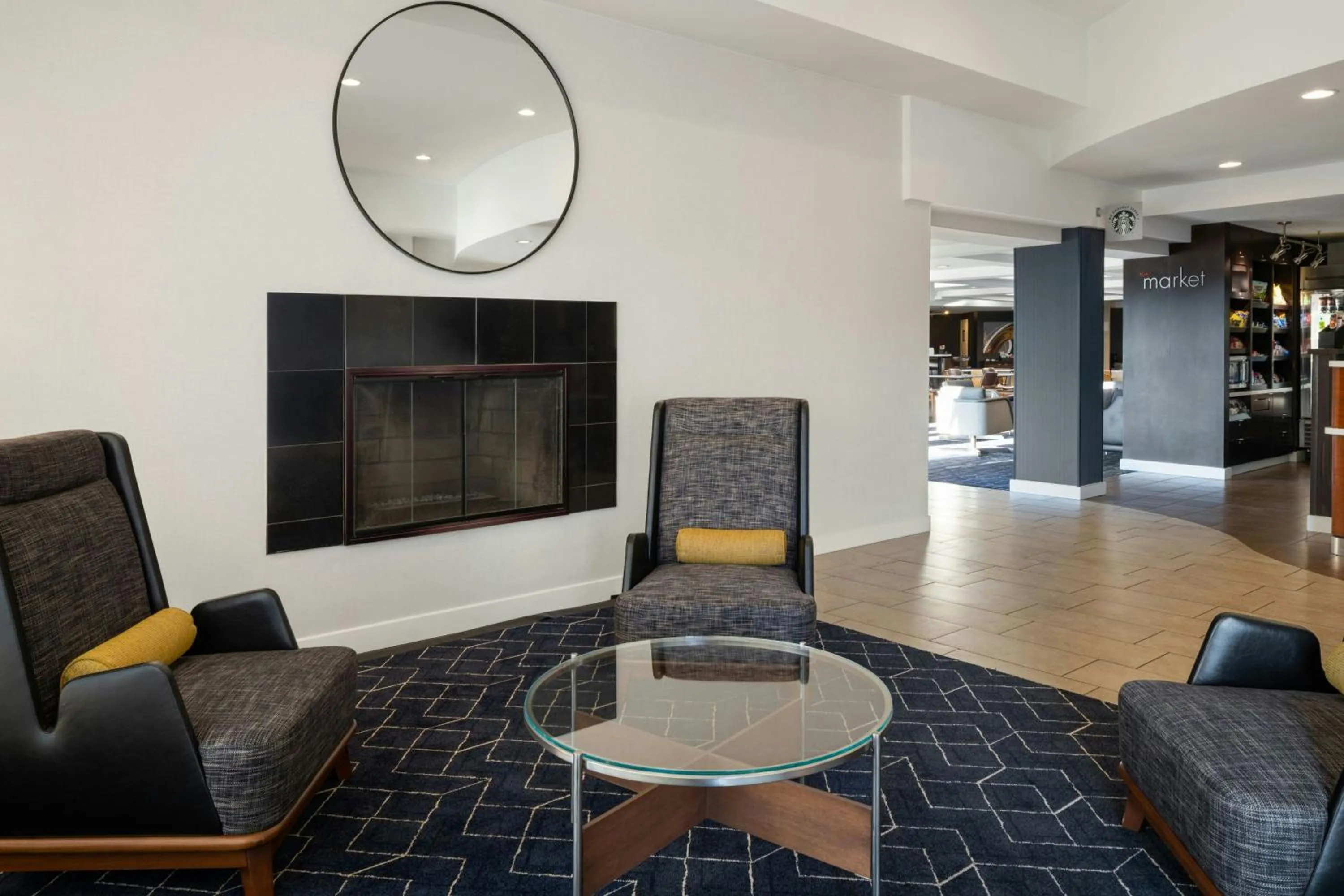 Lobby or reception in Courtyard Hartford Cromwell