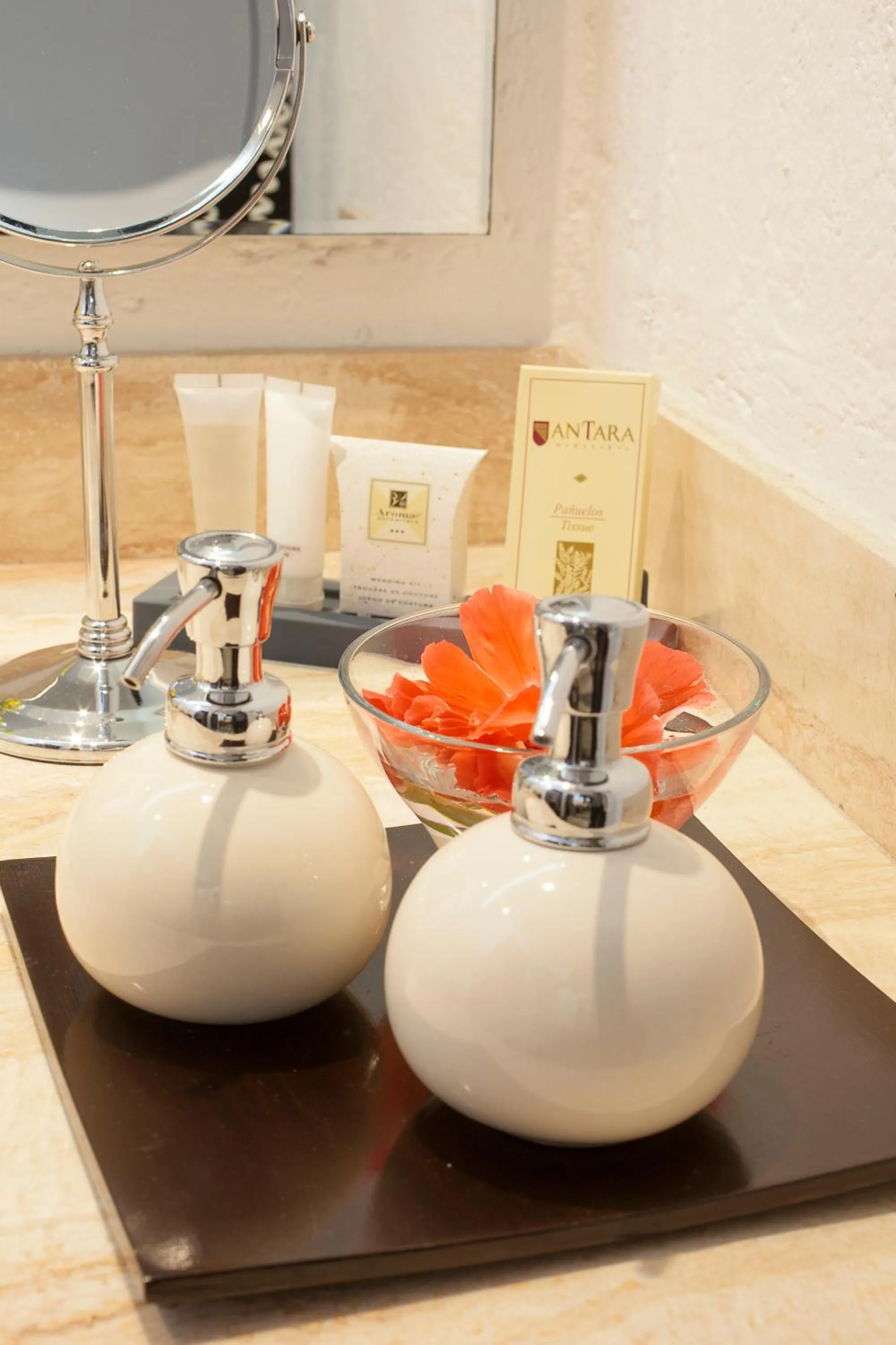 Bathroom in Antara Hotel & Suites - Miraflores