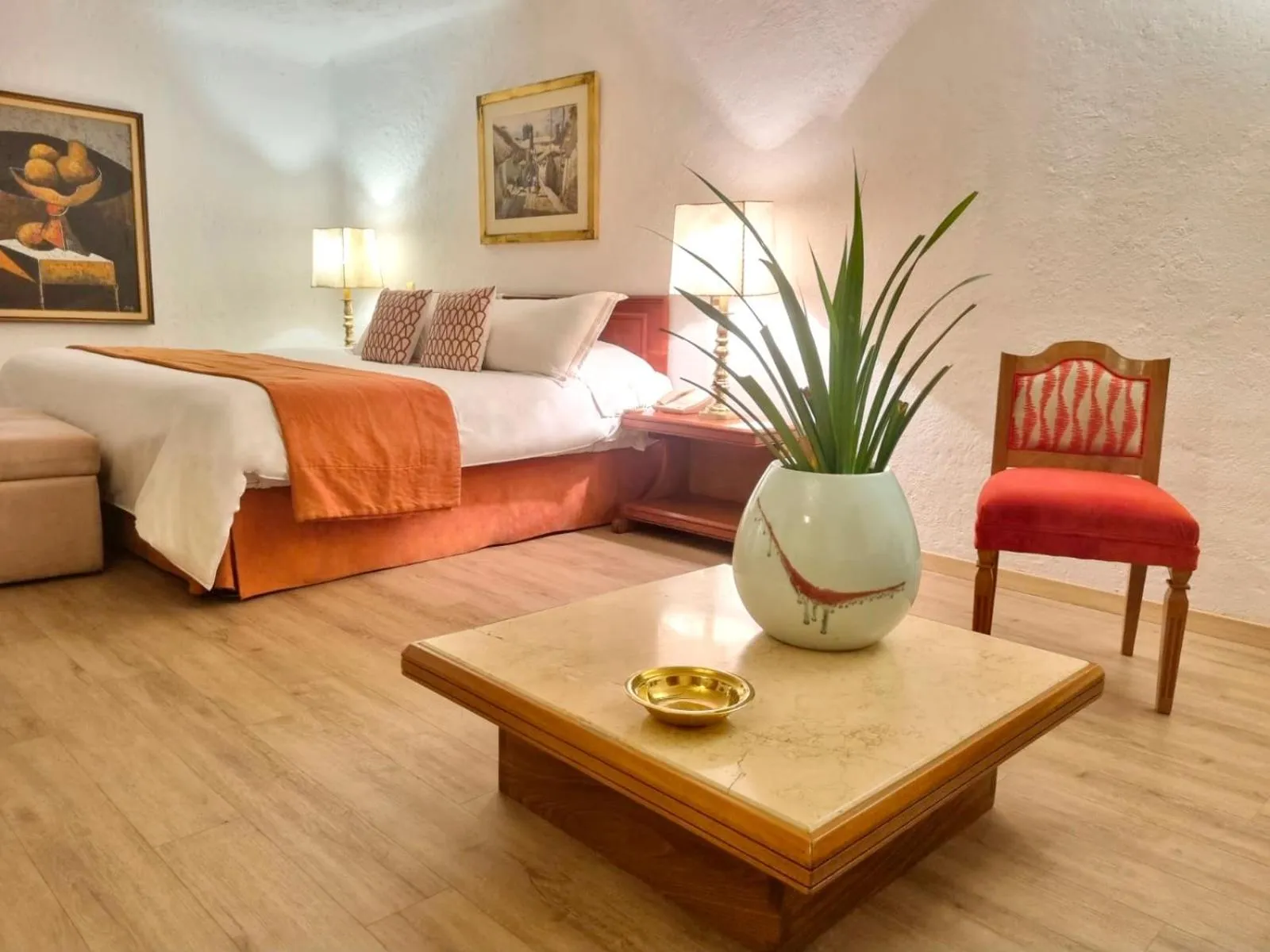 Photo of the whole room, Bed in Antara Hotel & Suites - Miraflores