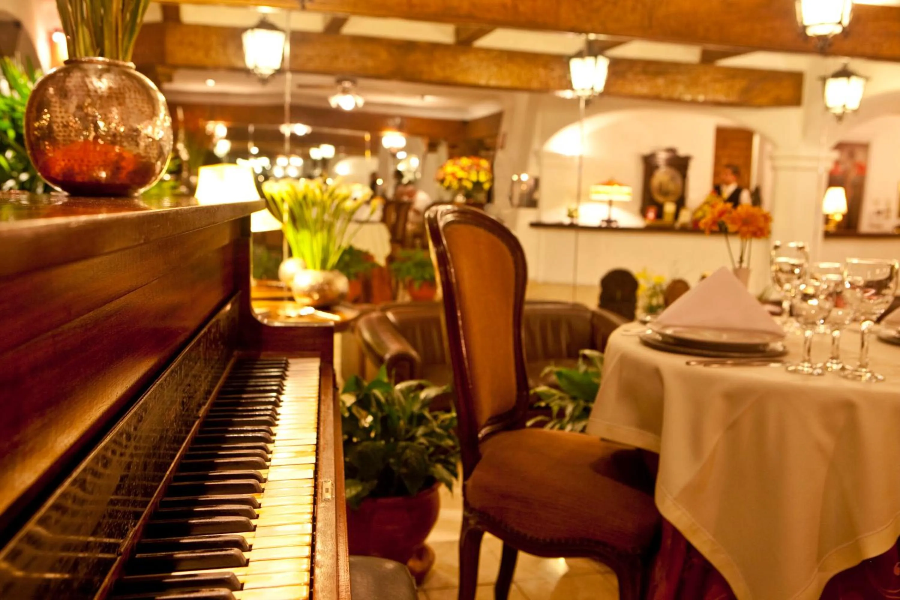 Restaurant/places to eat in Antara Hotel & Suites - Miraflores