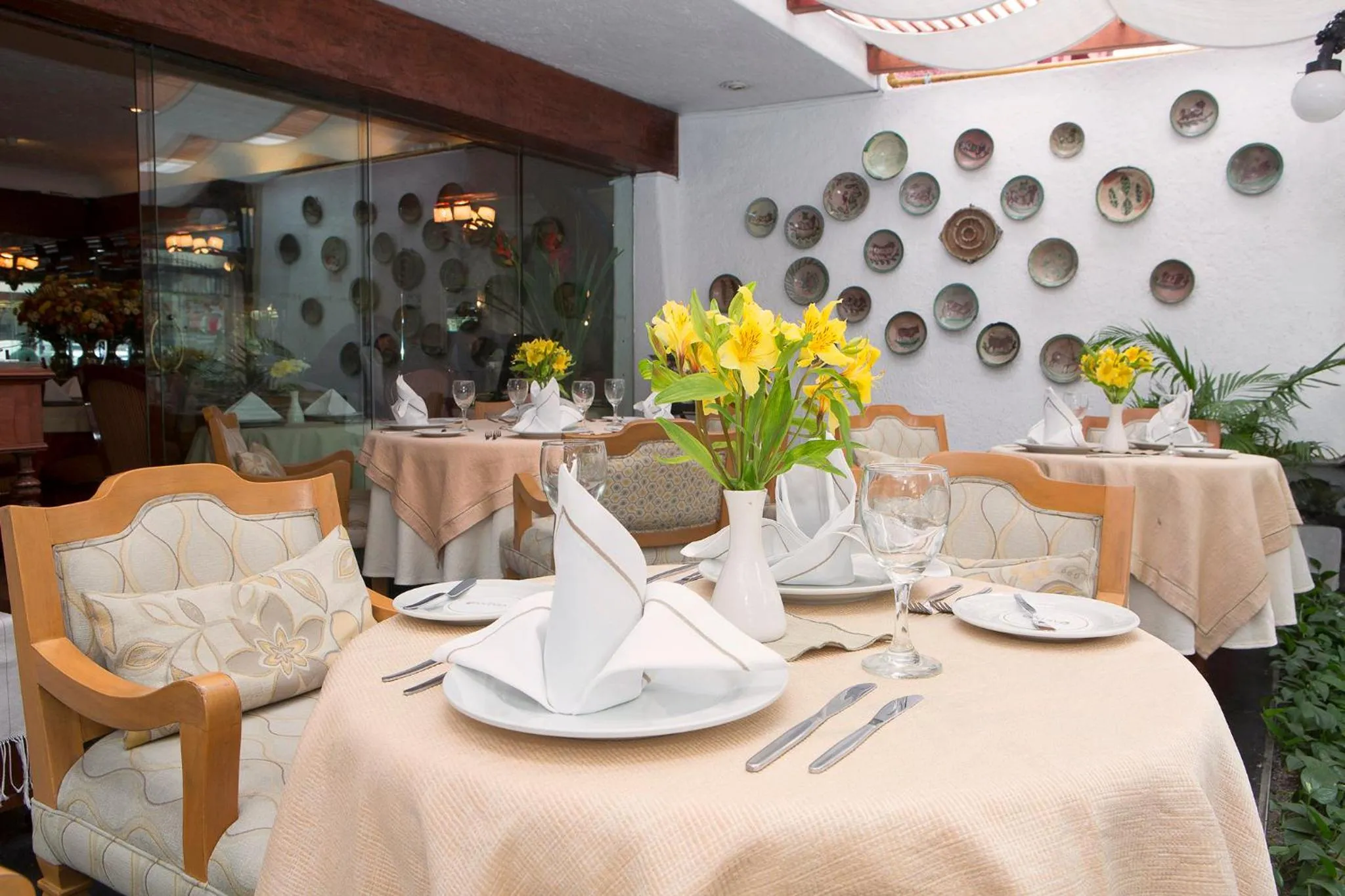 Restaurant/places to eat in Antara Hotel & Suites - Miraflores