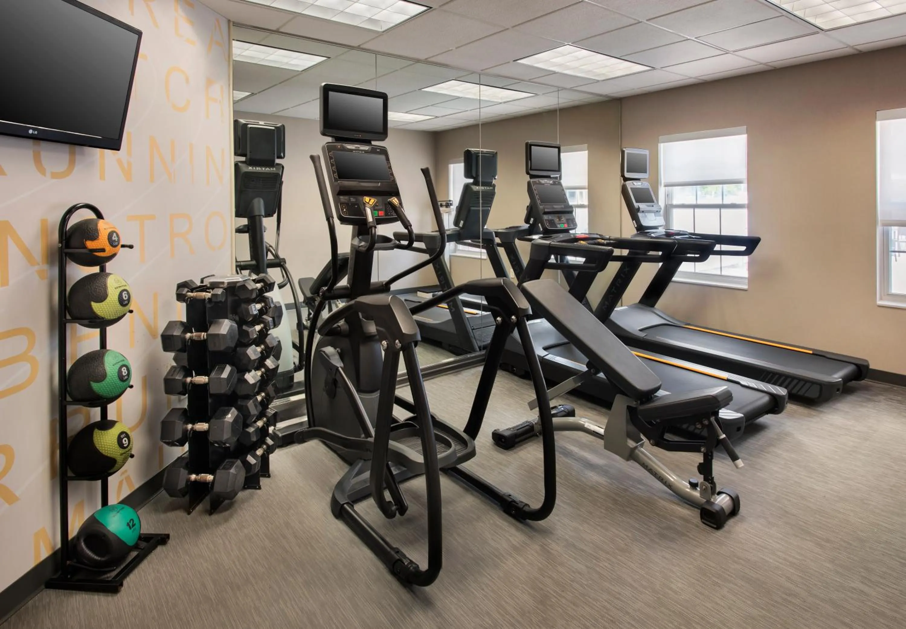 Fitness centre/facilities in Residence Inn Hartford Manchester
