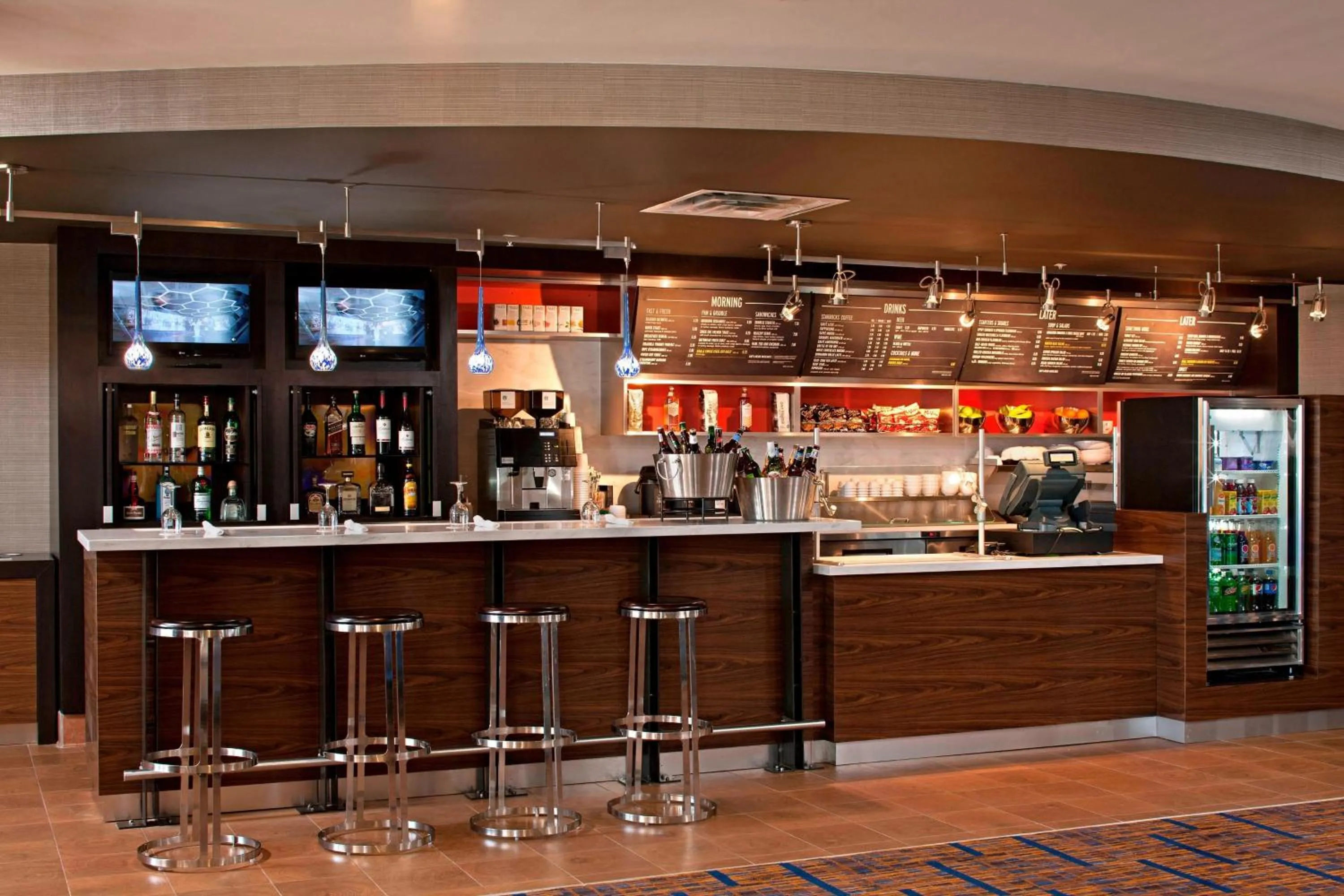 Restaurant/places to eat in Courtyard Hartford Farmington