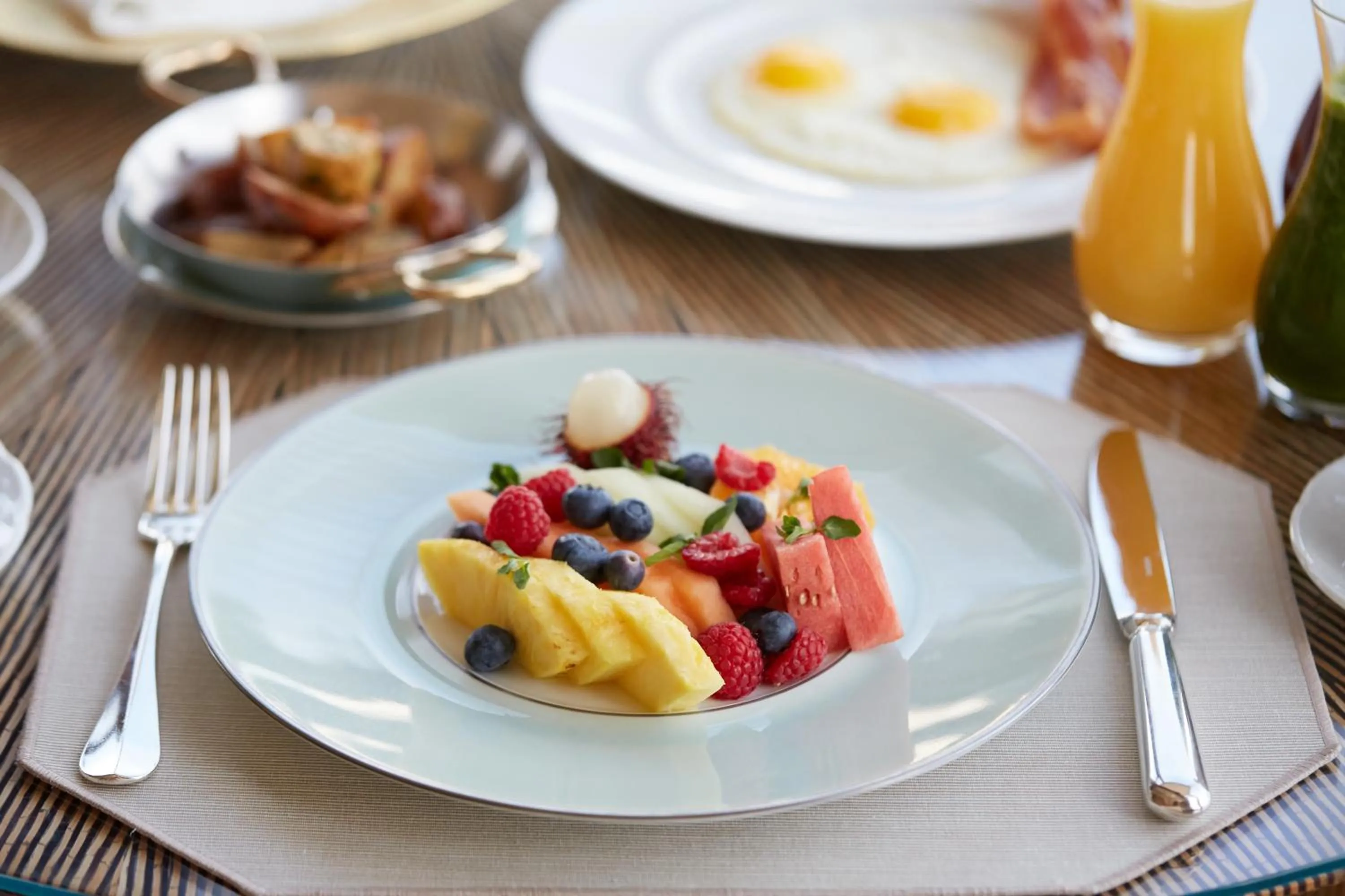 Restaurant/places to eat in Four Seasons Hotel New York