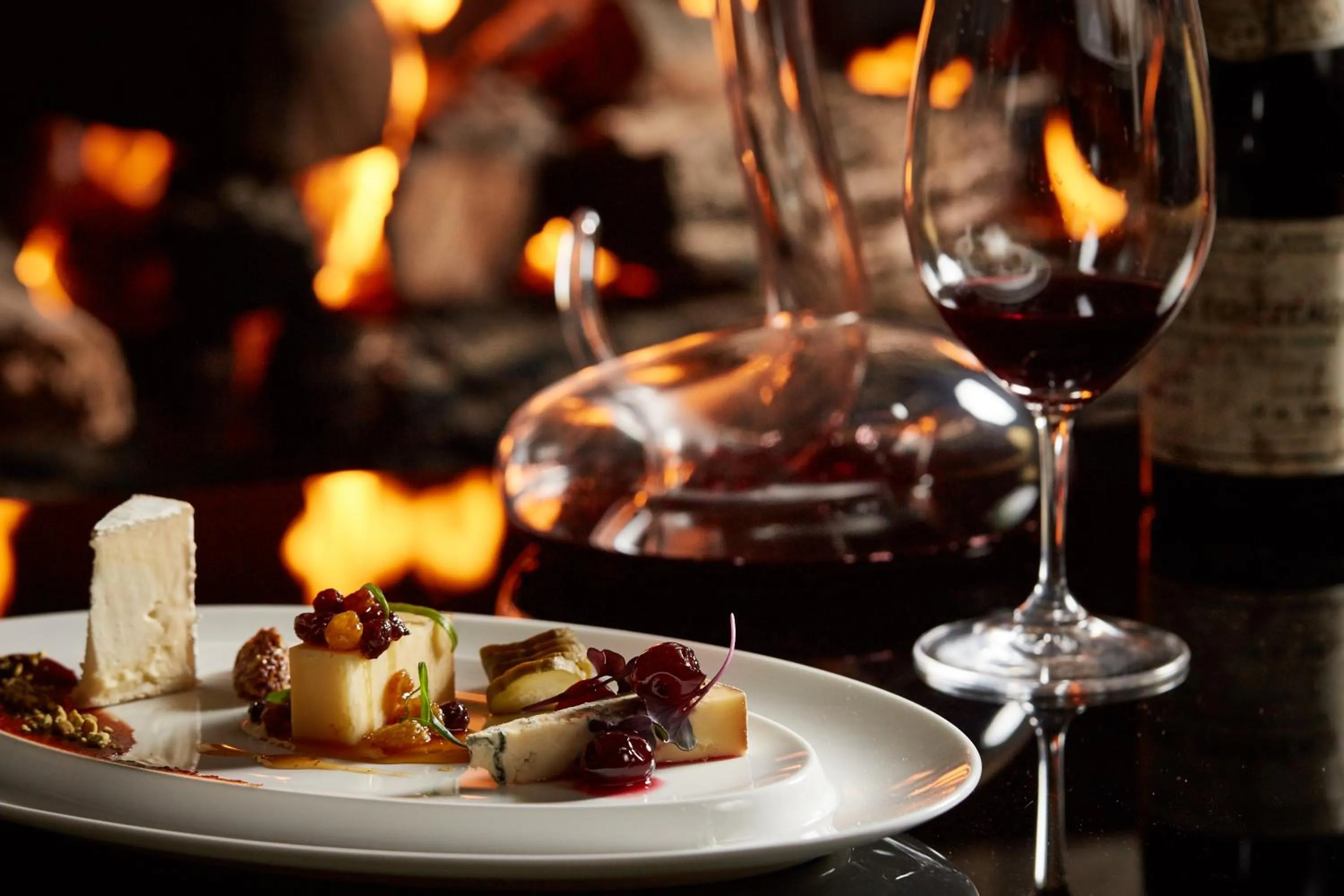 Lounge or bar in Four Seasons Hotel New York