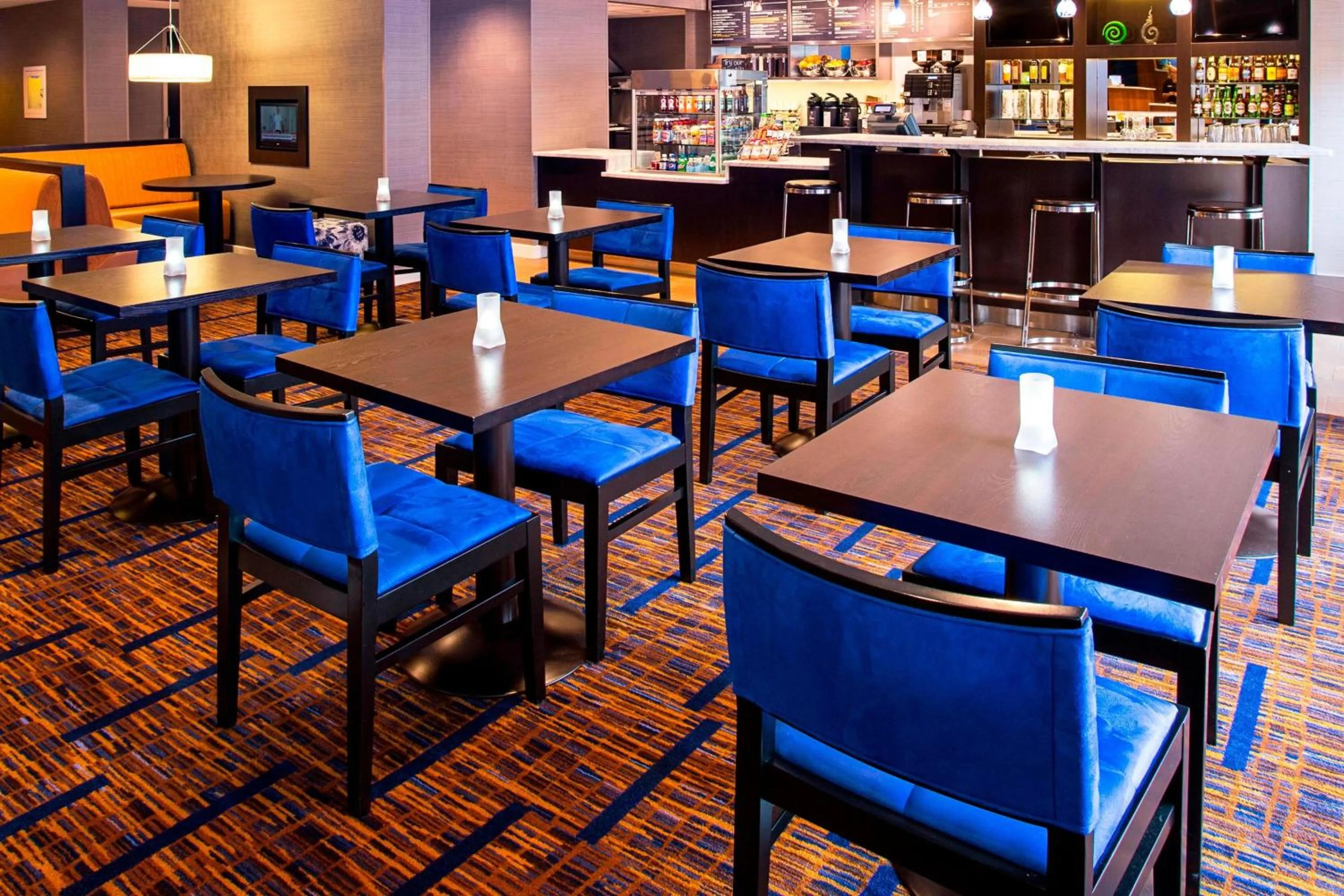 Restaurant/places to eat in Courtyard Binghamton