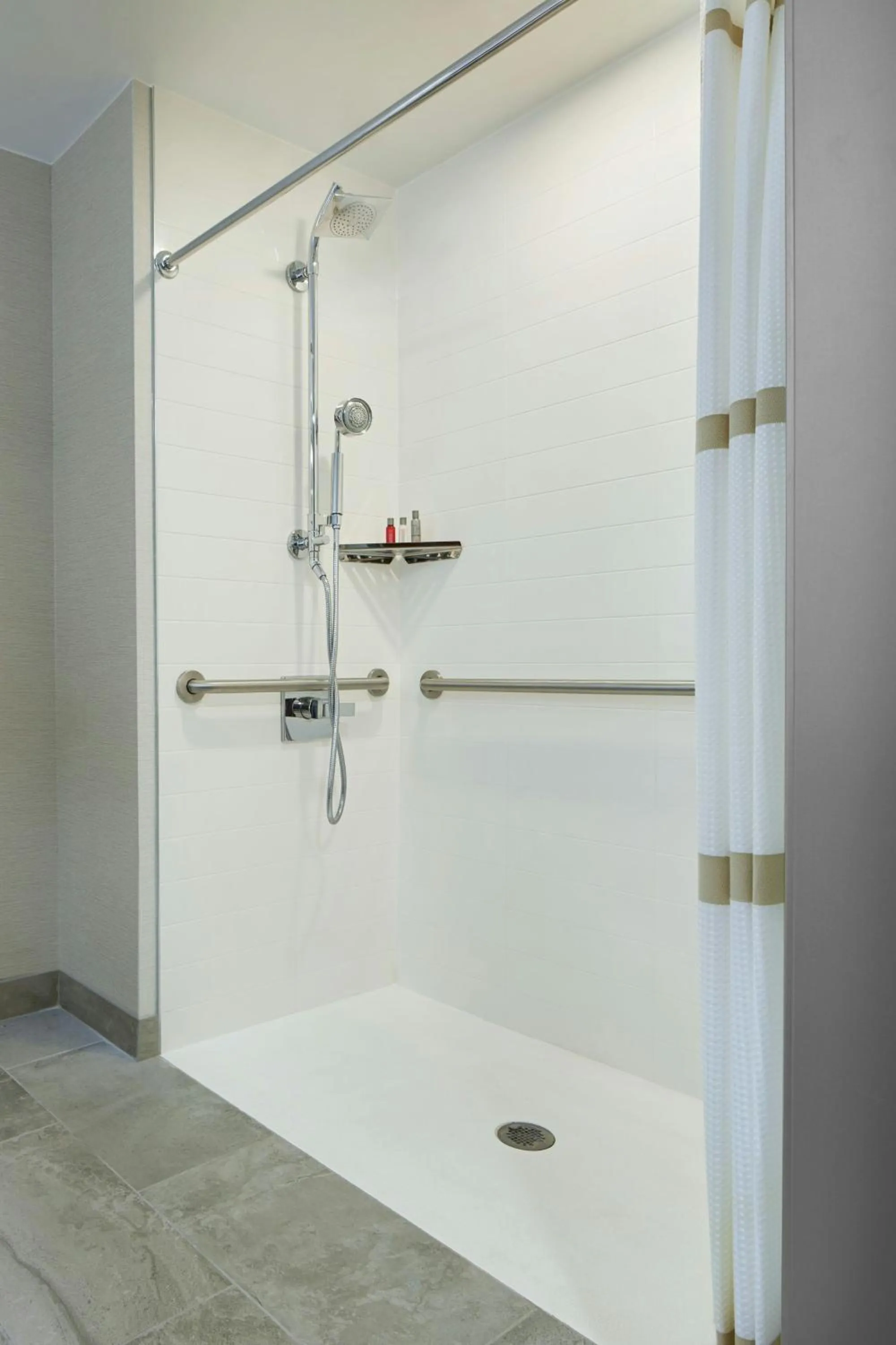 Bathroom in Marriott Birmingham Grandview