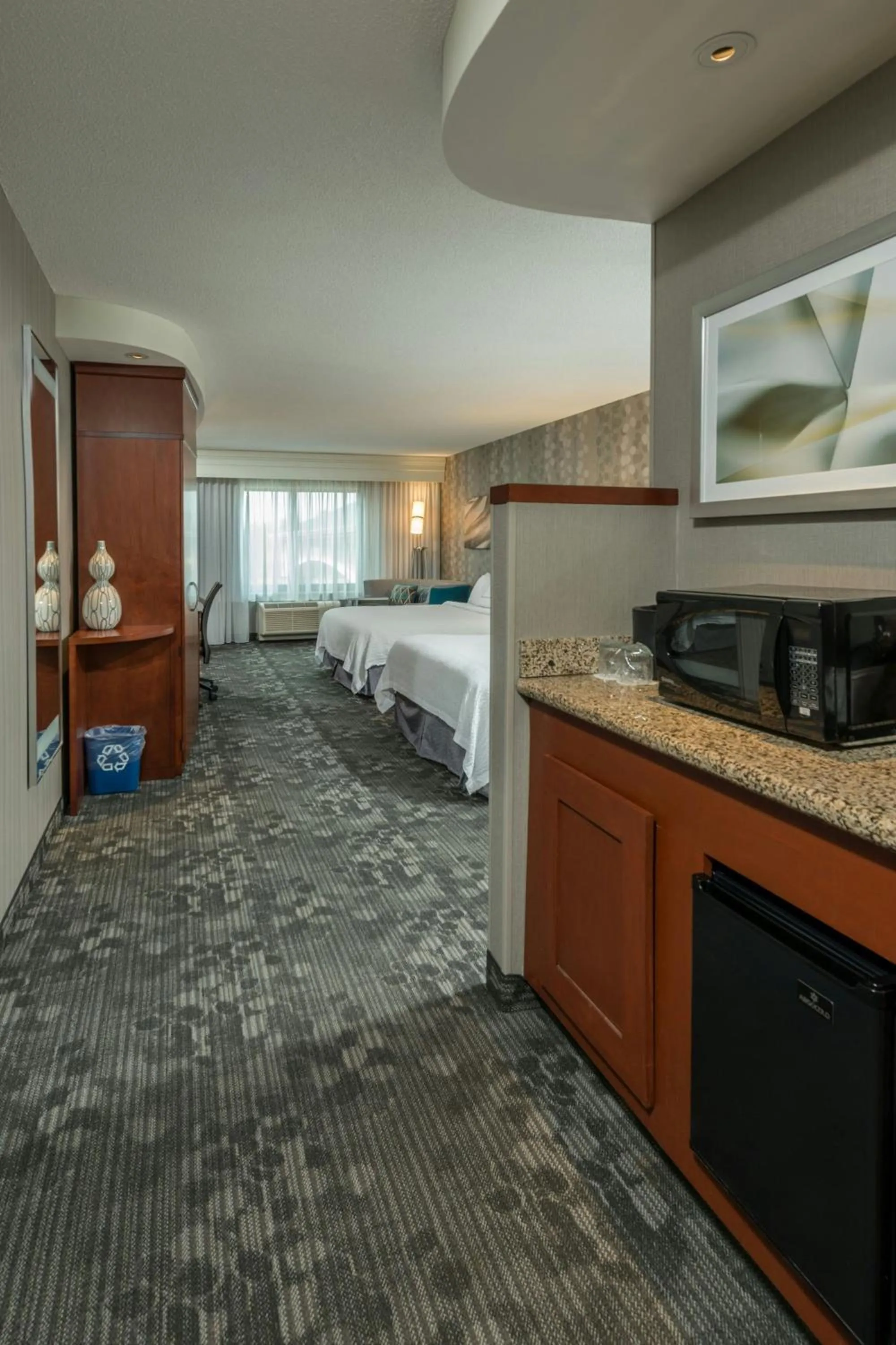 Photo of the whole room, Bed in Courtyard Bangor