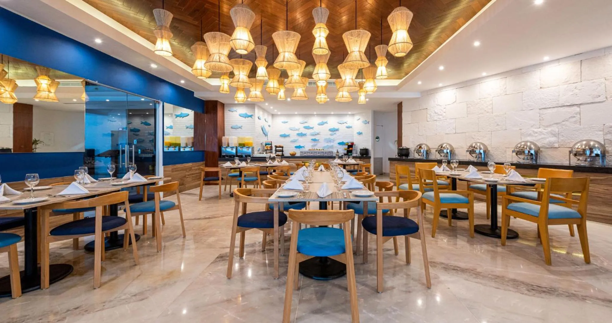 Restaurant/places to eat in Park Royal Beach Mazatlán