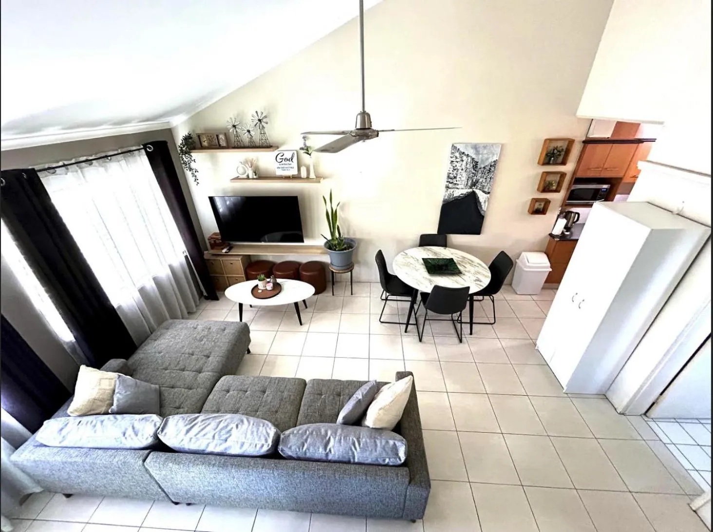 Reef Gateway Apartments