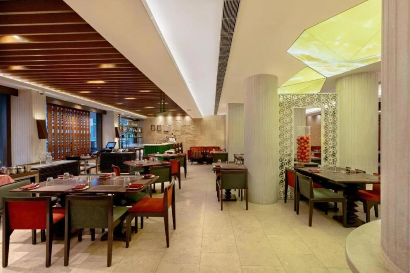 Restaurant/places to eat in The Mirador