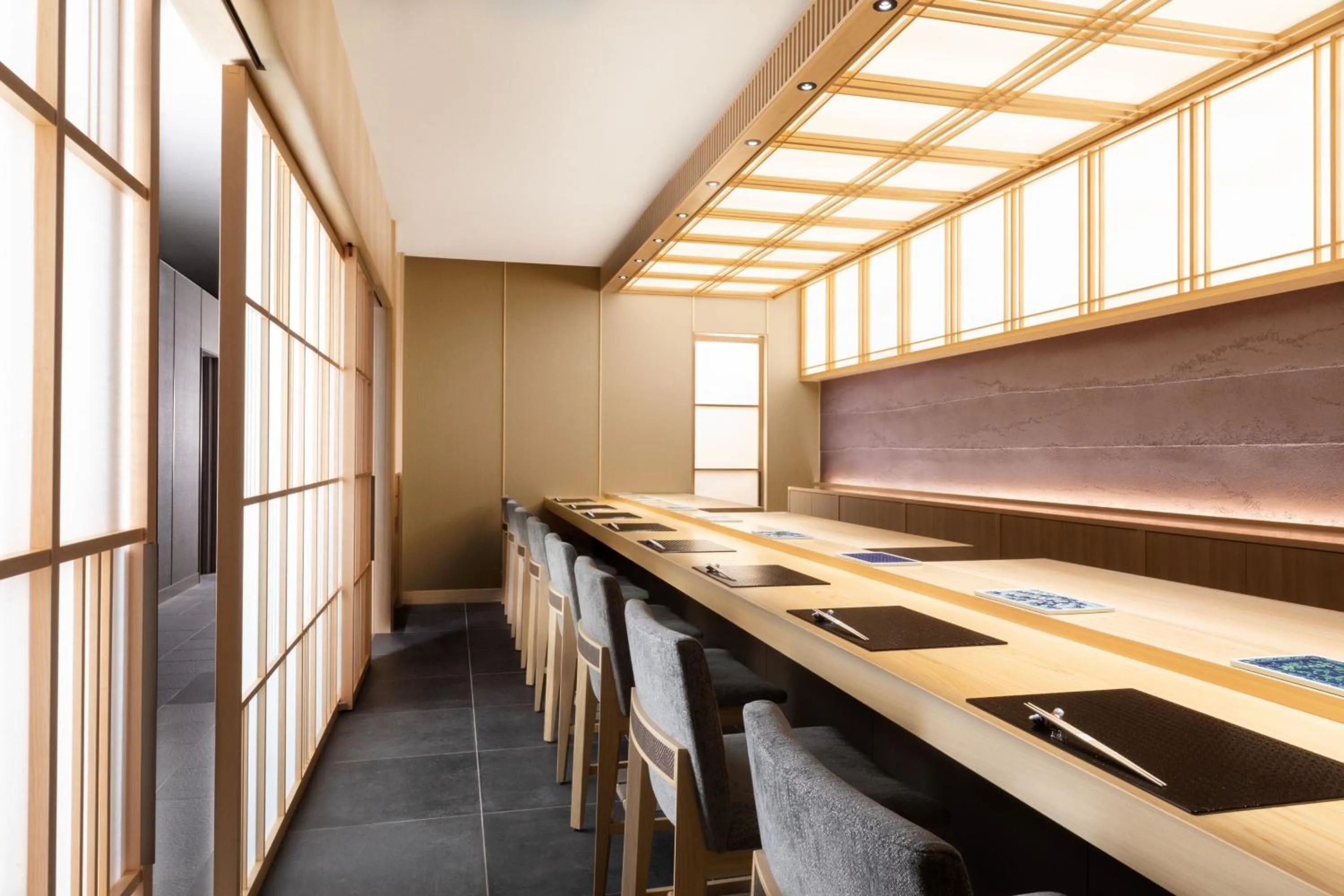 Restaurant/places to eat in Sheraton Miyako Hotel Tokyo