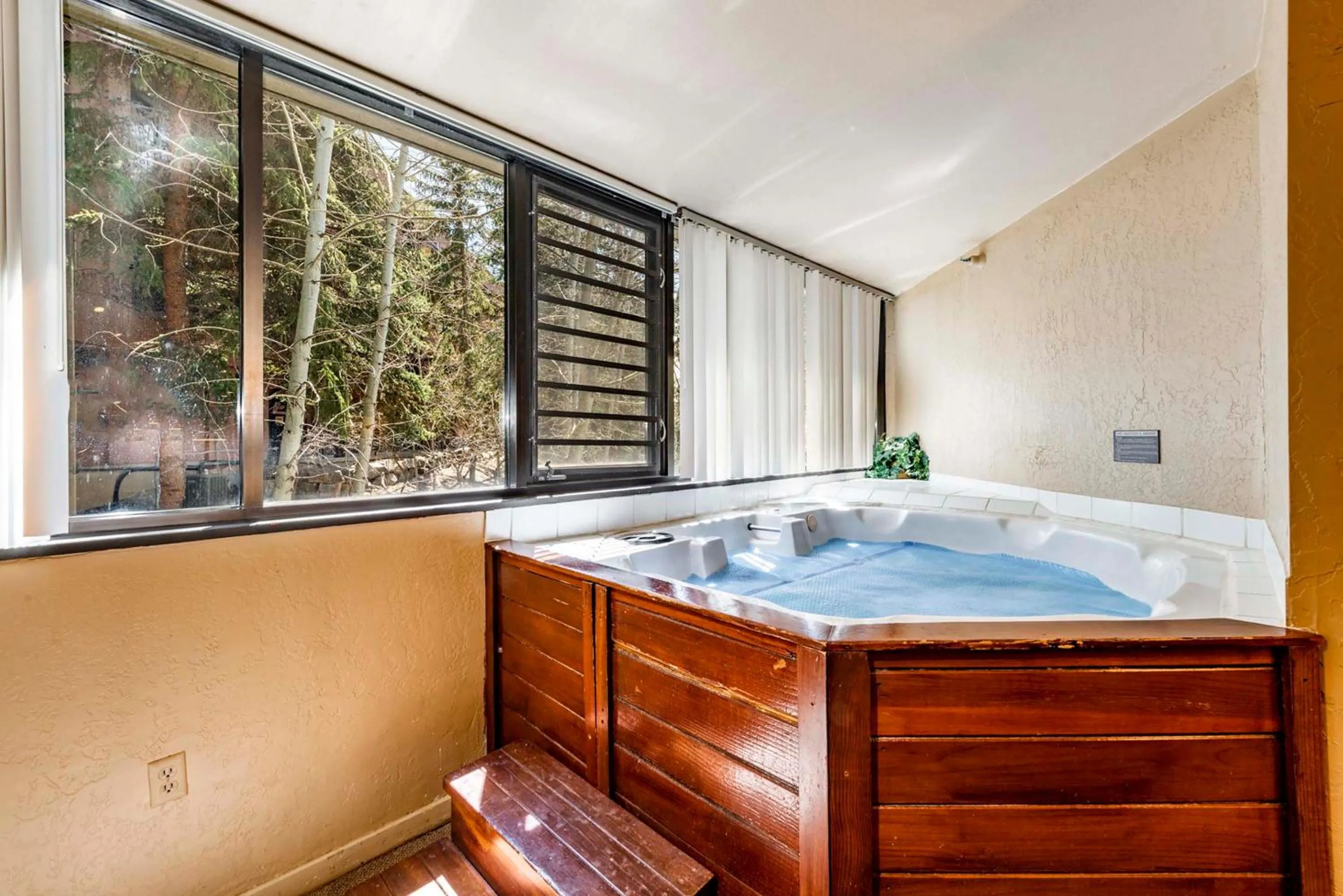 Hot Tub in Silver King by All Seasons Resort Lodging