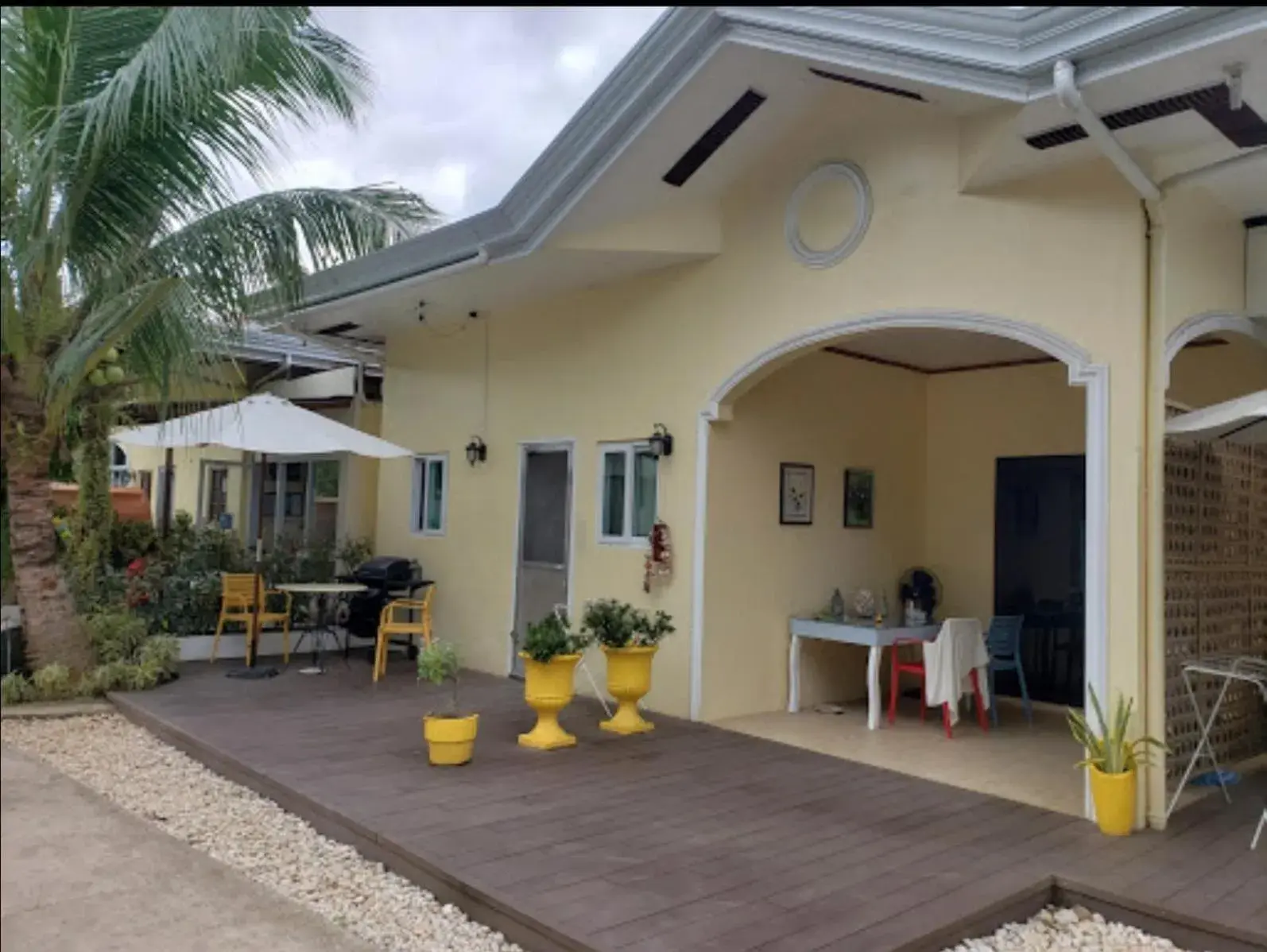 Deluxe Family Room in Nora's Place Deluxe Family Room in Nora's Place