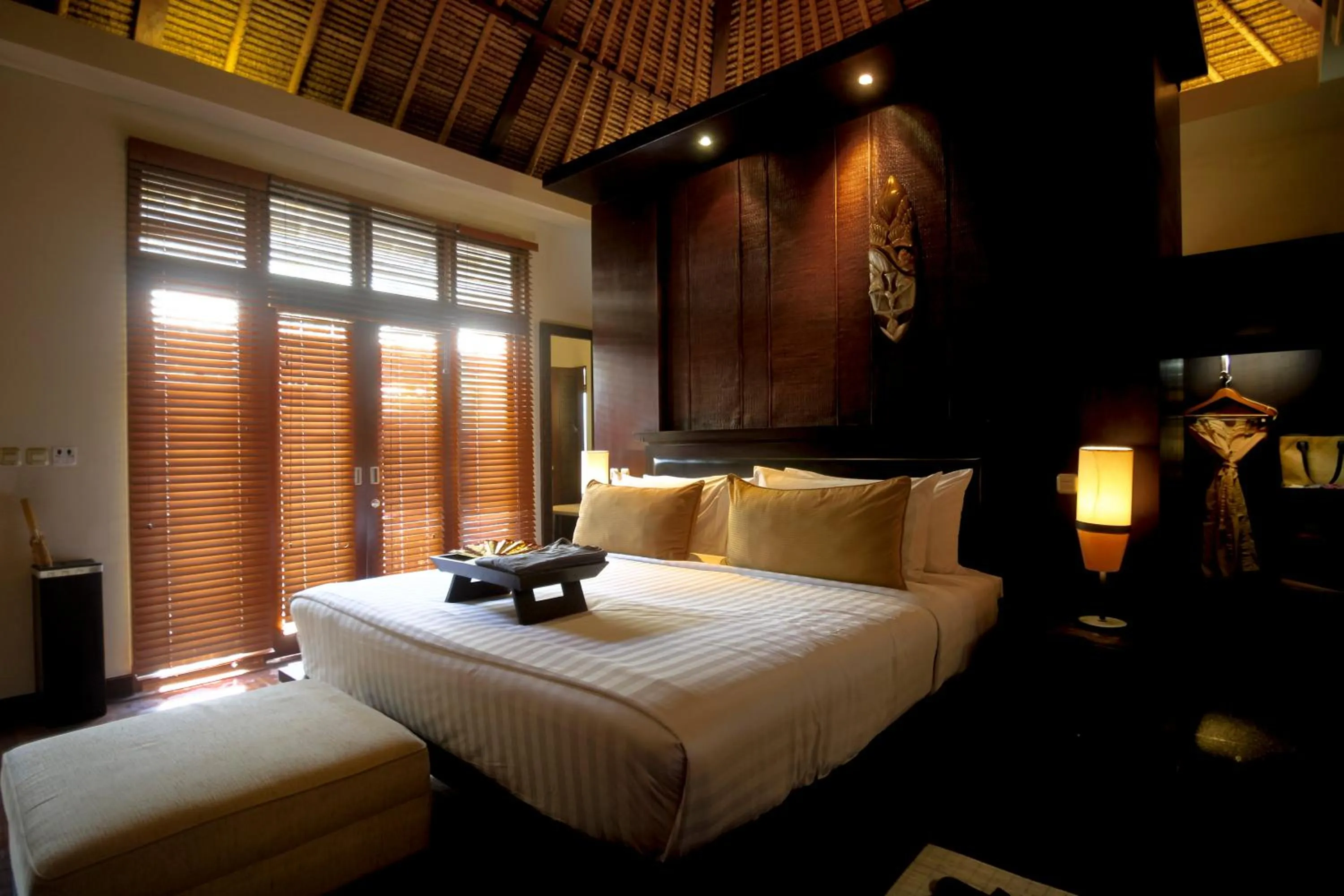Bedroom, Bed in Villa Mahapala