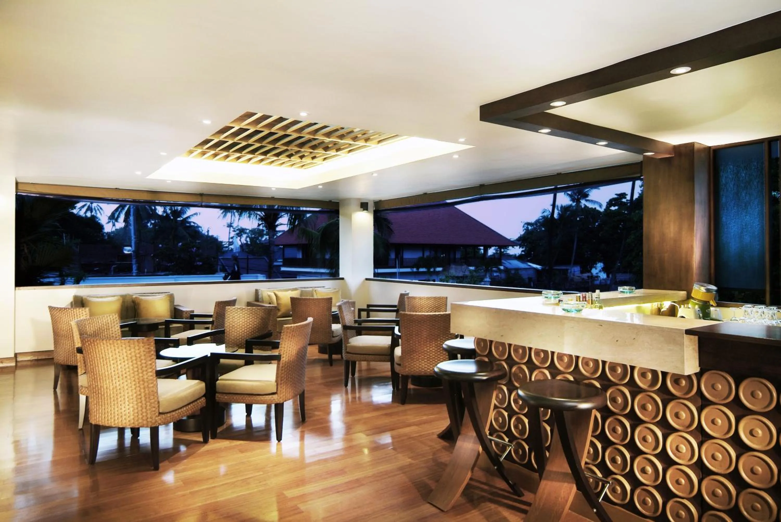 Lounge or bar in Villa Mahapala
