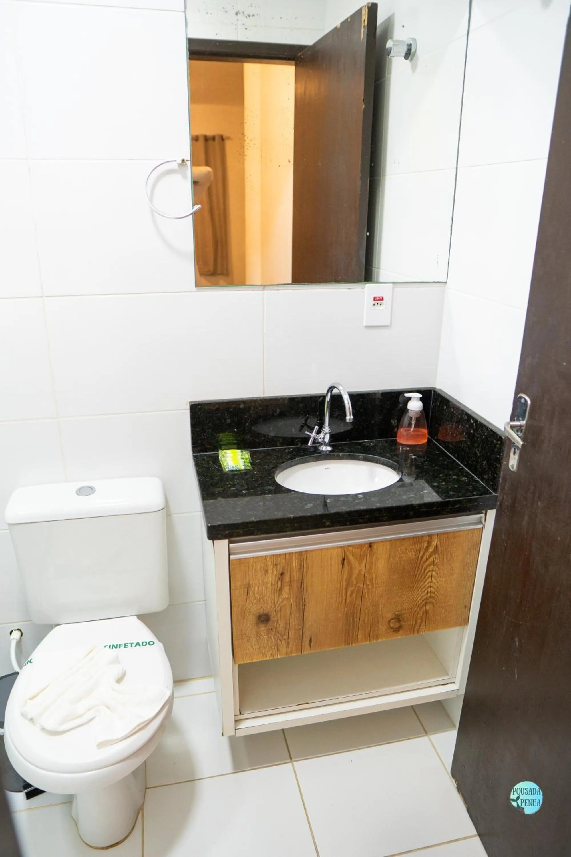 Bathroom in Pousada Penha 1 Beto Carrero