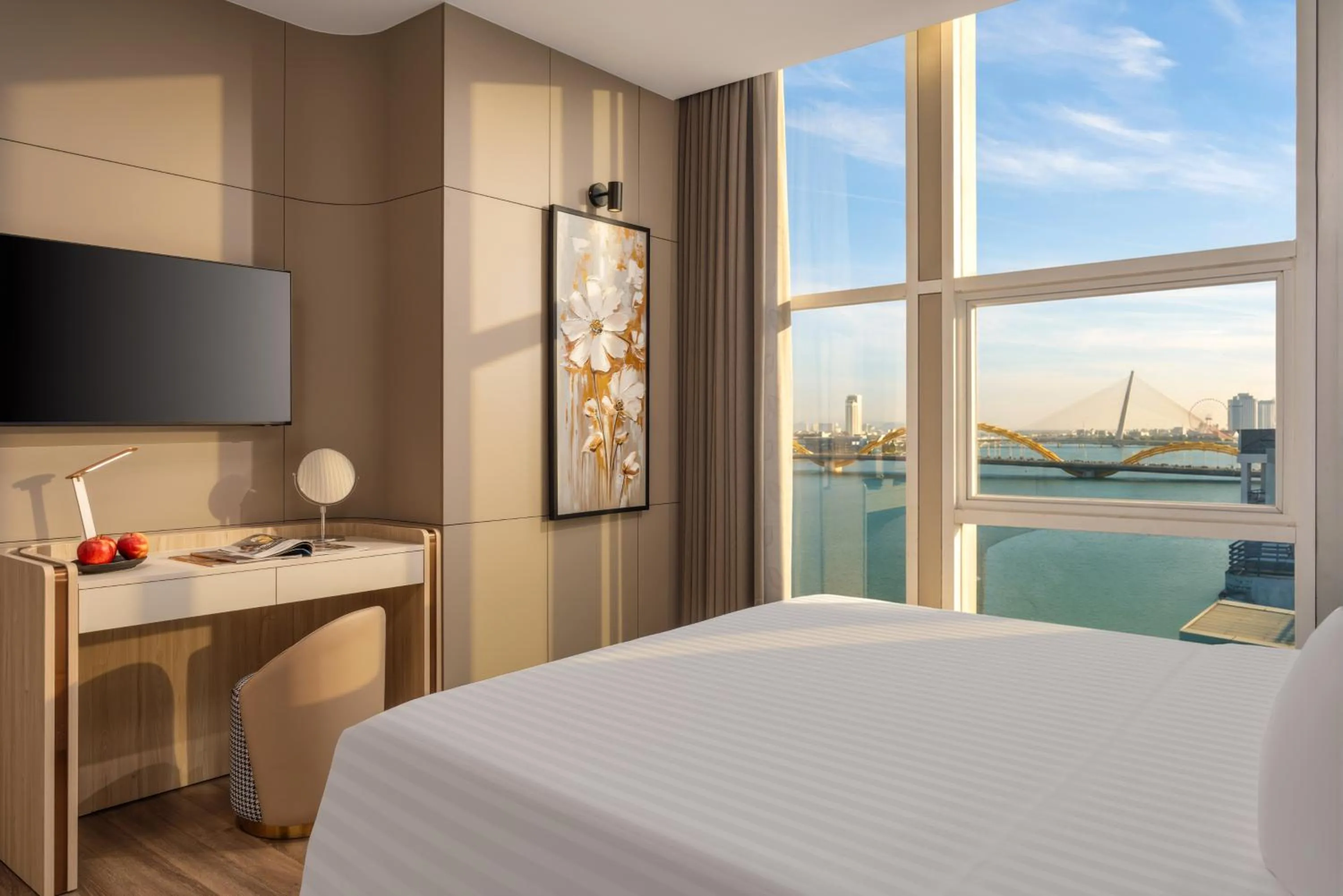 Bed in Sun River Hotel