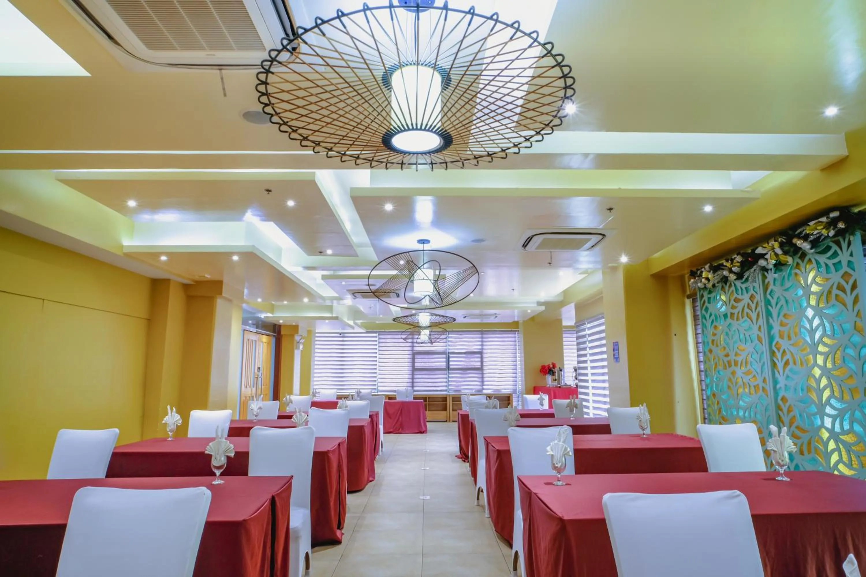 Banquet/Function facilities in New Dawn Hotel Plus