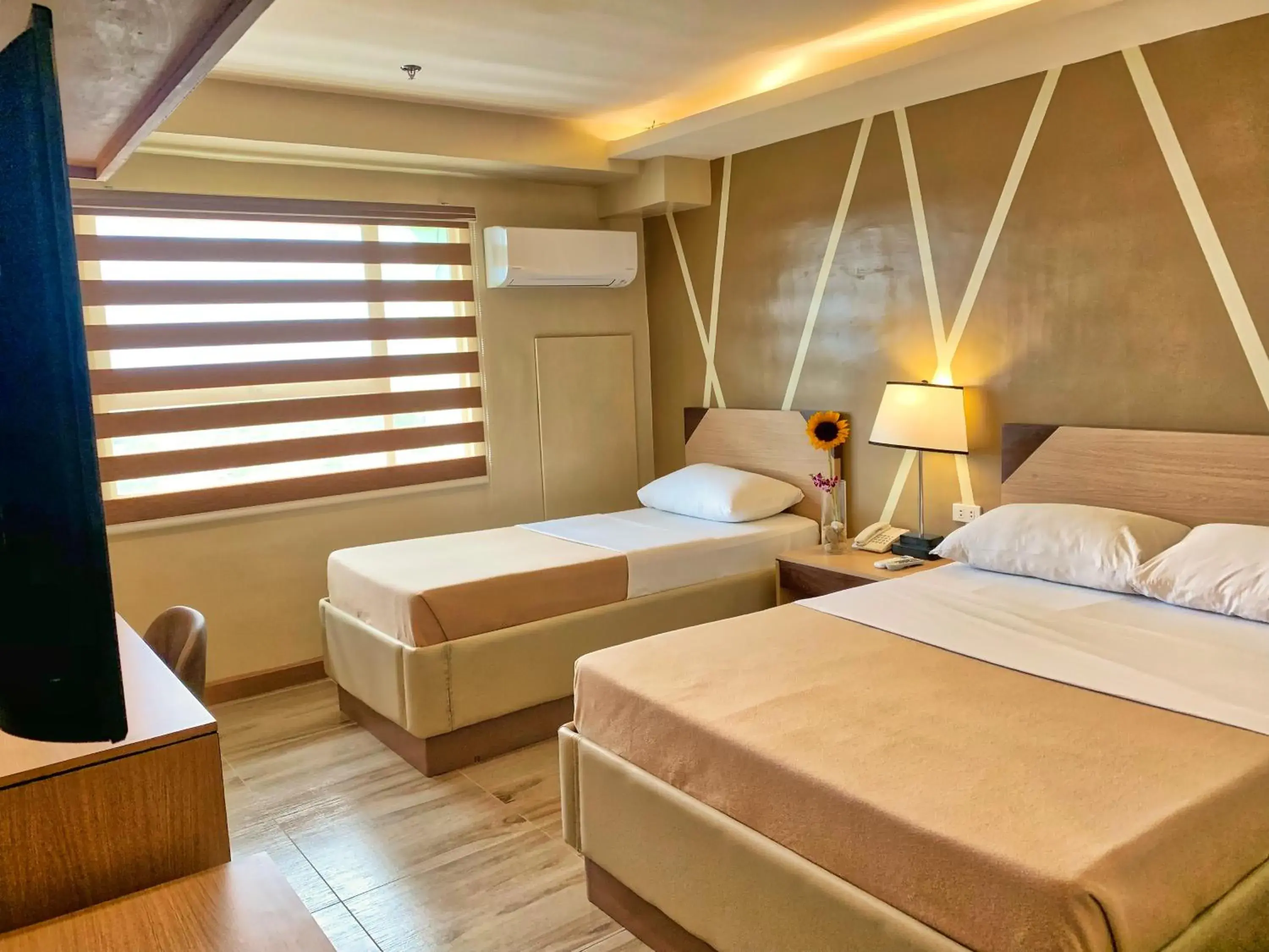 Standard Twin Room in New Dawn Hotel Plus Standard Twin Room in New Dawn Hotel Plus