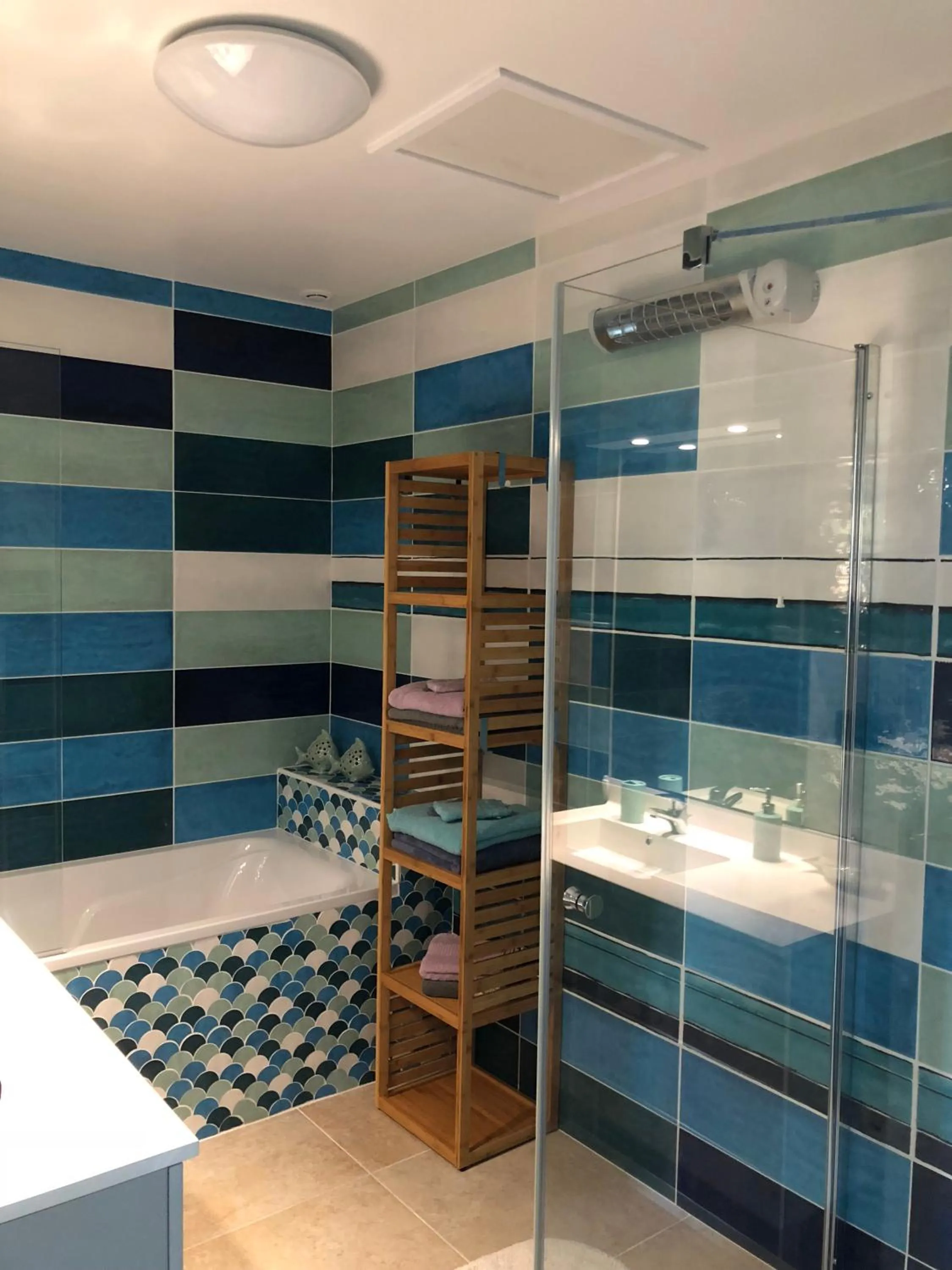 Bathroom in Moulin d'Albias aux portes de Montauban