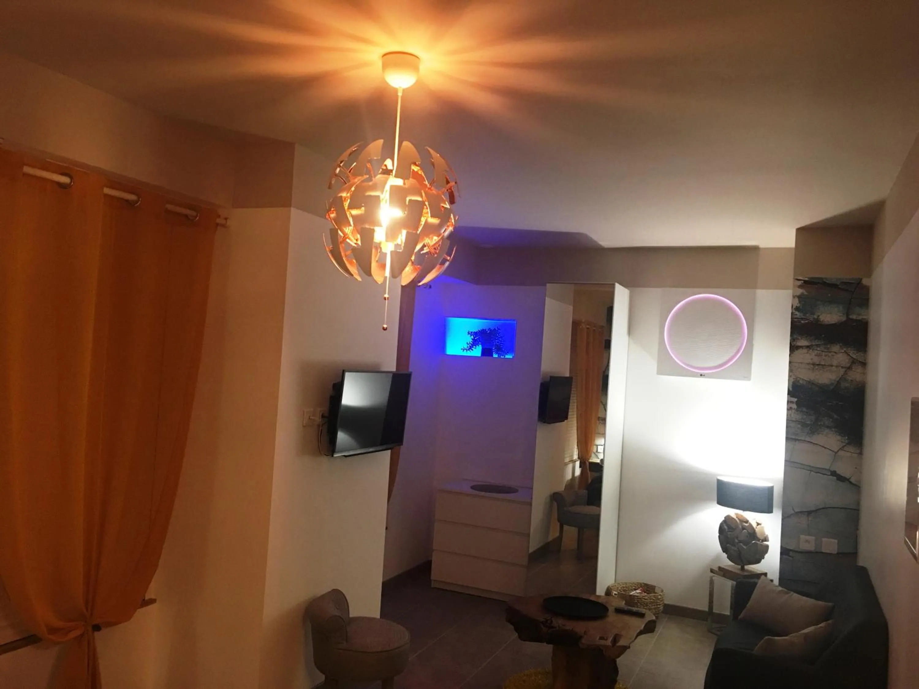 TV and multimedia in Moulin d'Albias aux portes de Montauban