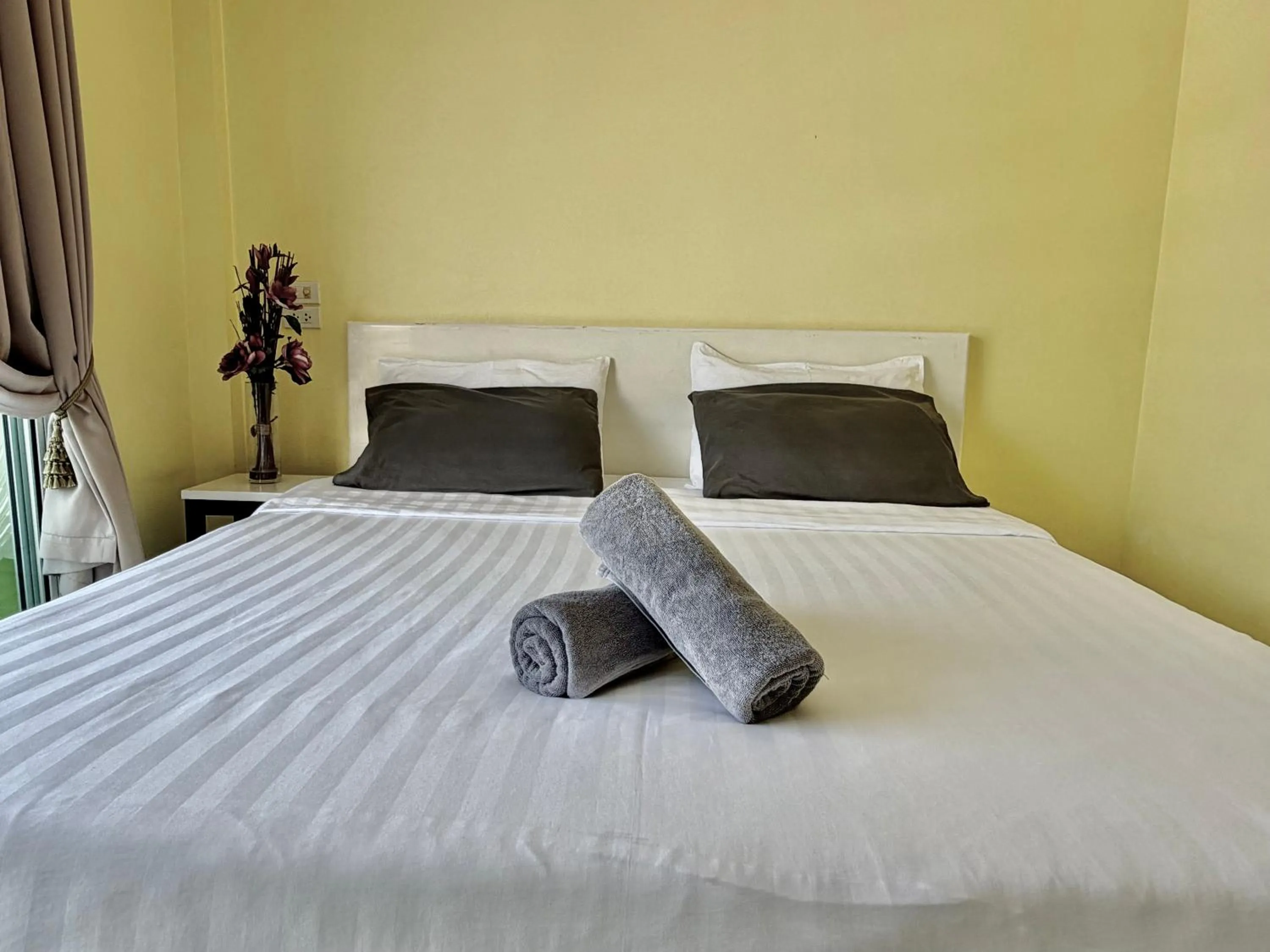 Bedroom, Bed in Baan Keang Talay Cha Am