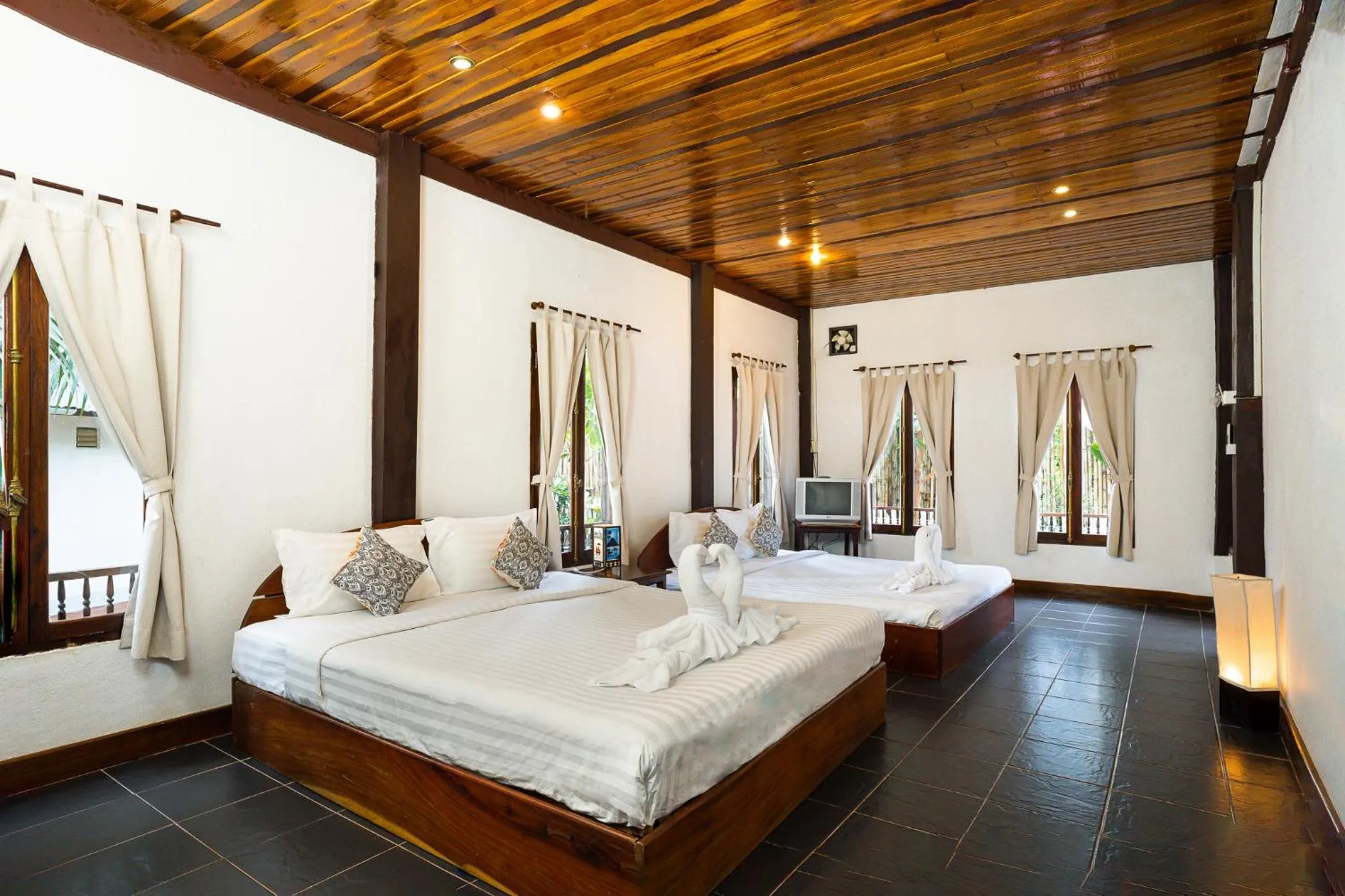 Photo of the whole room, Bed in Villa Khoum Xieng Thong Boutique