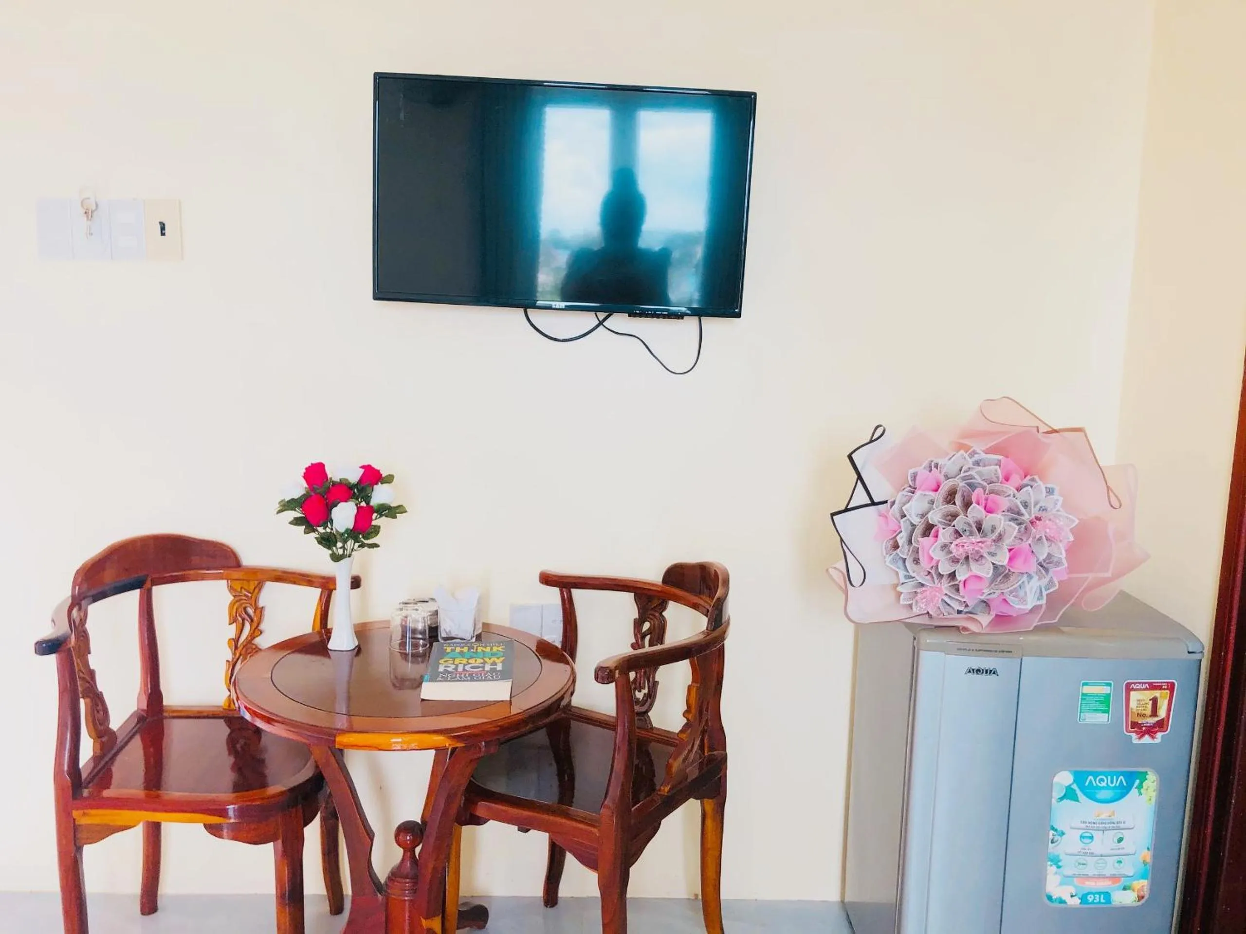 TV and multimedia in De Vuong 2