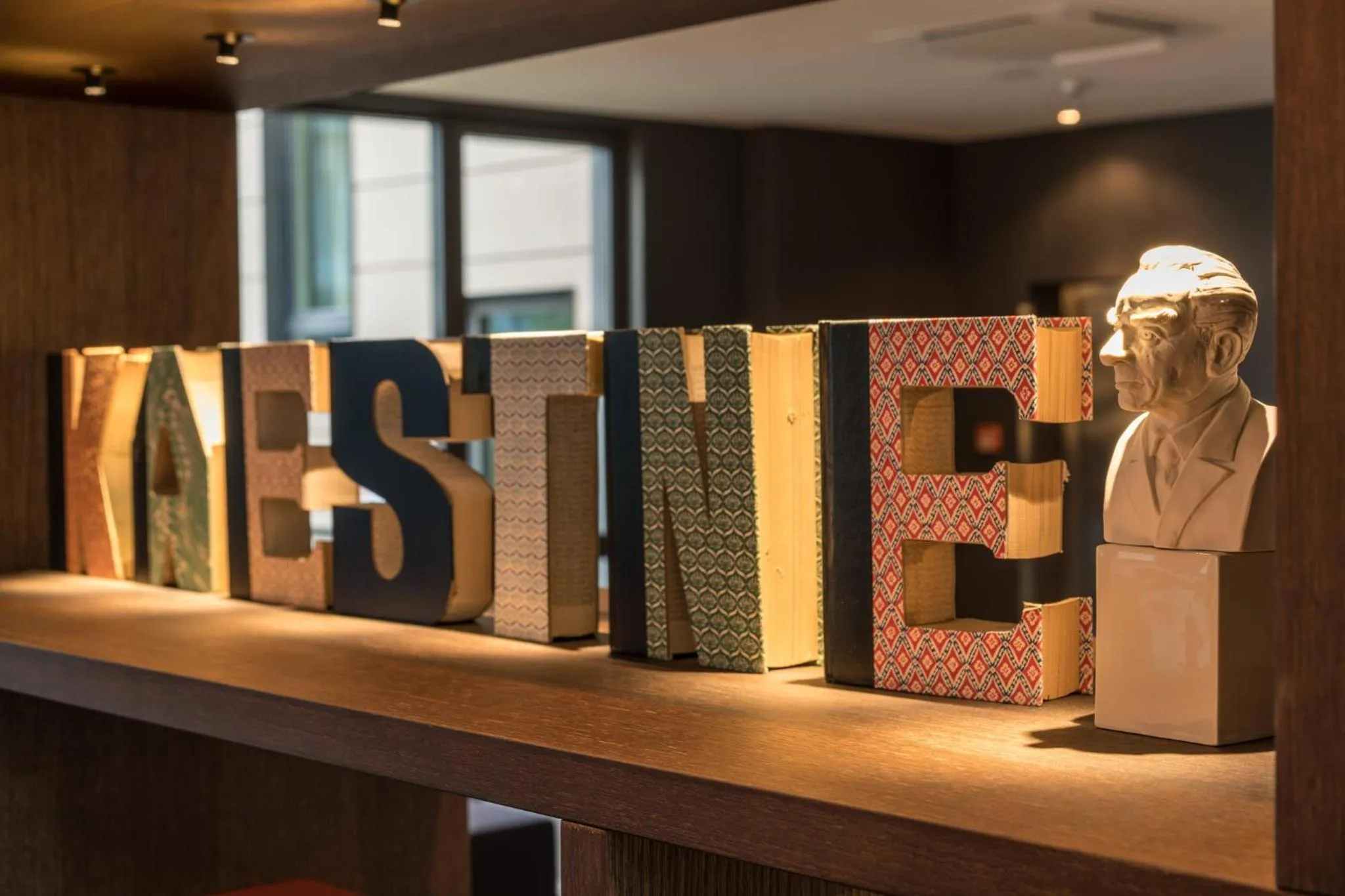 Lounge or bar in Motel One Dresden - Palaisplatz