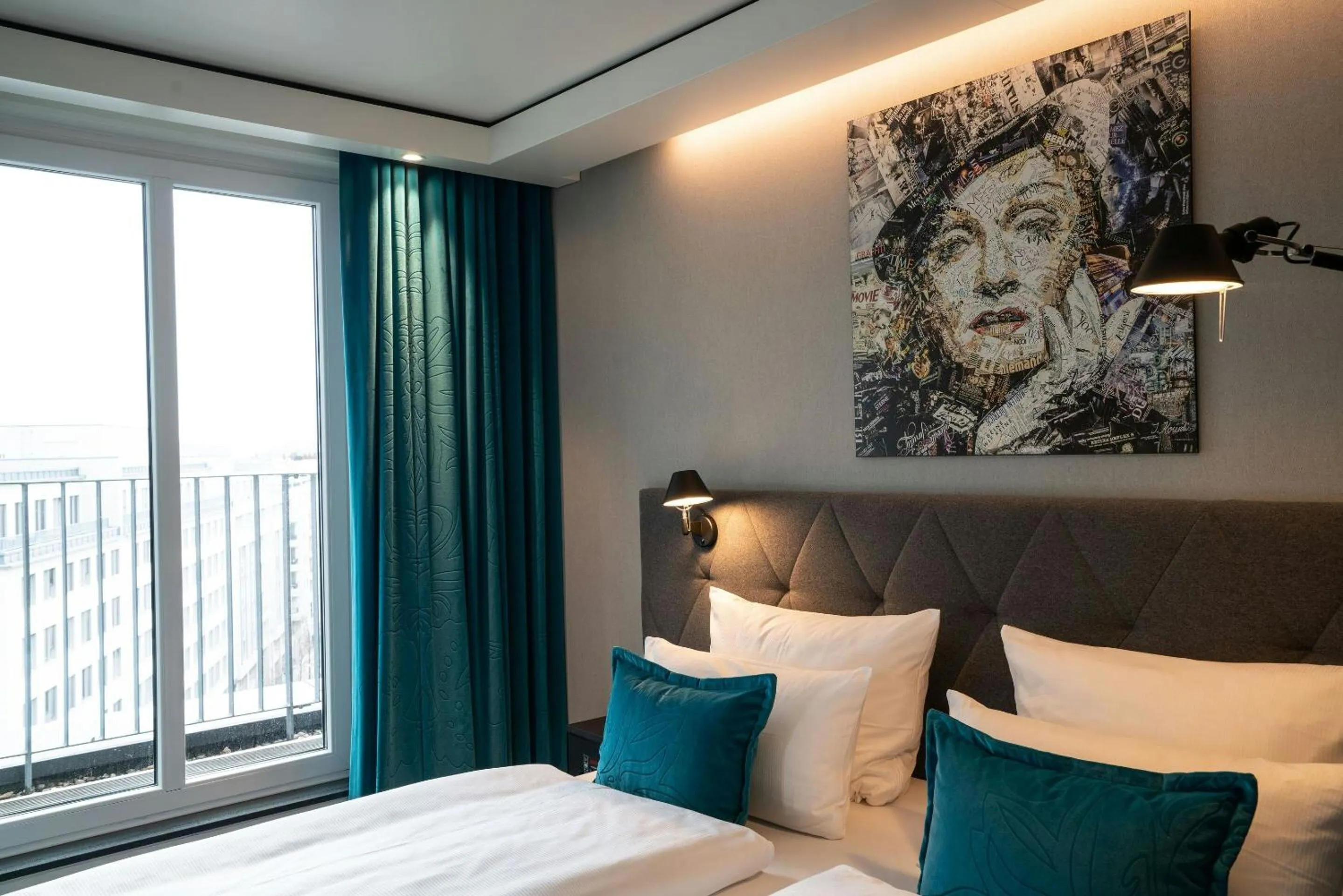 Photo of the whole room, Bed in Motel One Berlin-Spittelmarkt