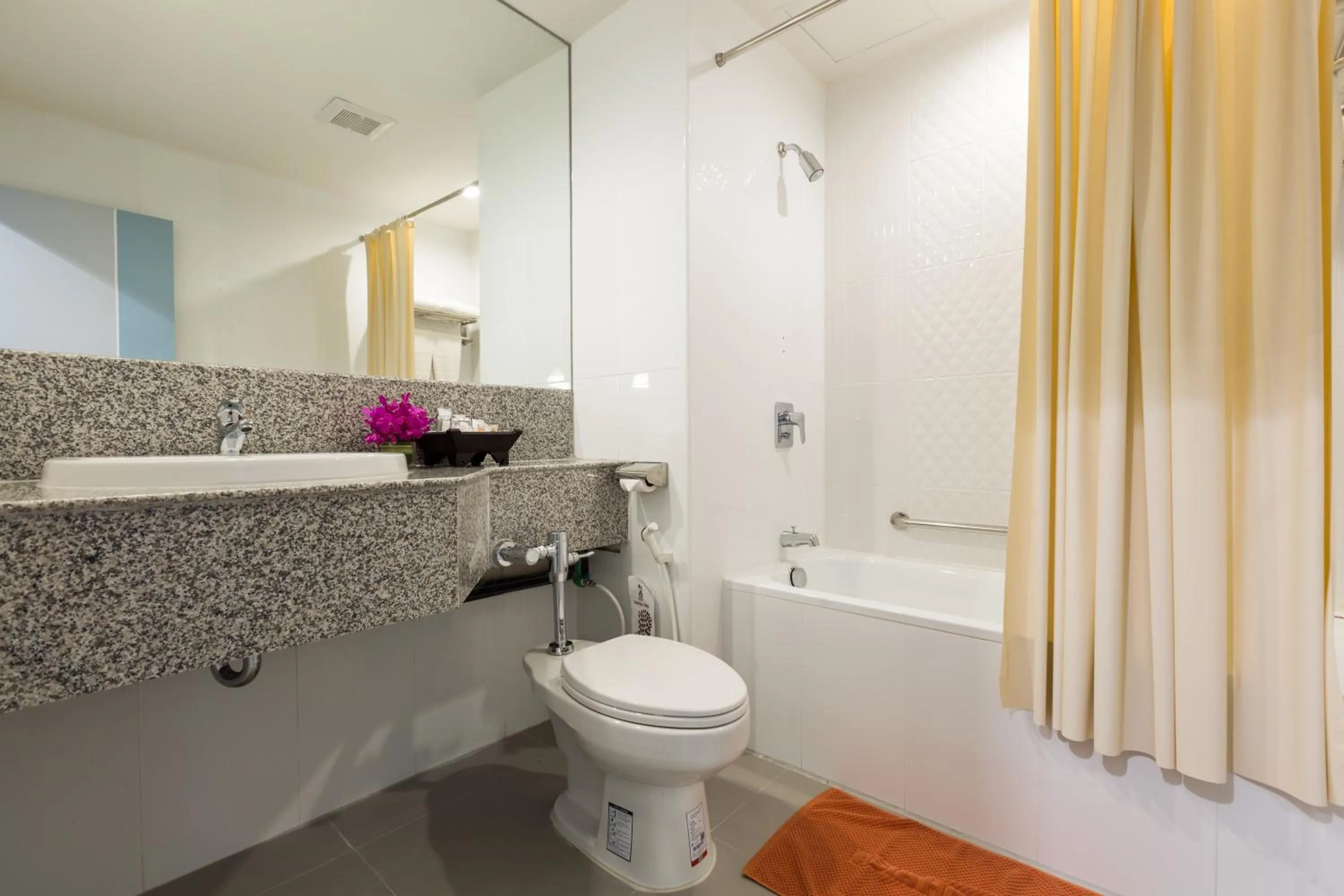 Bathroom in Asia Airport Hotel