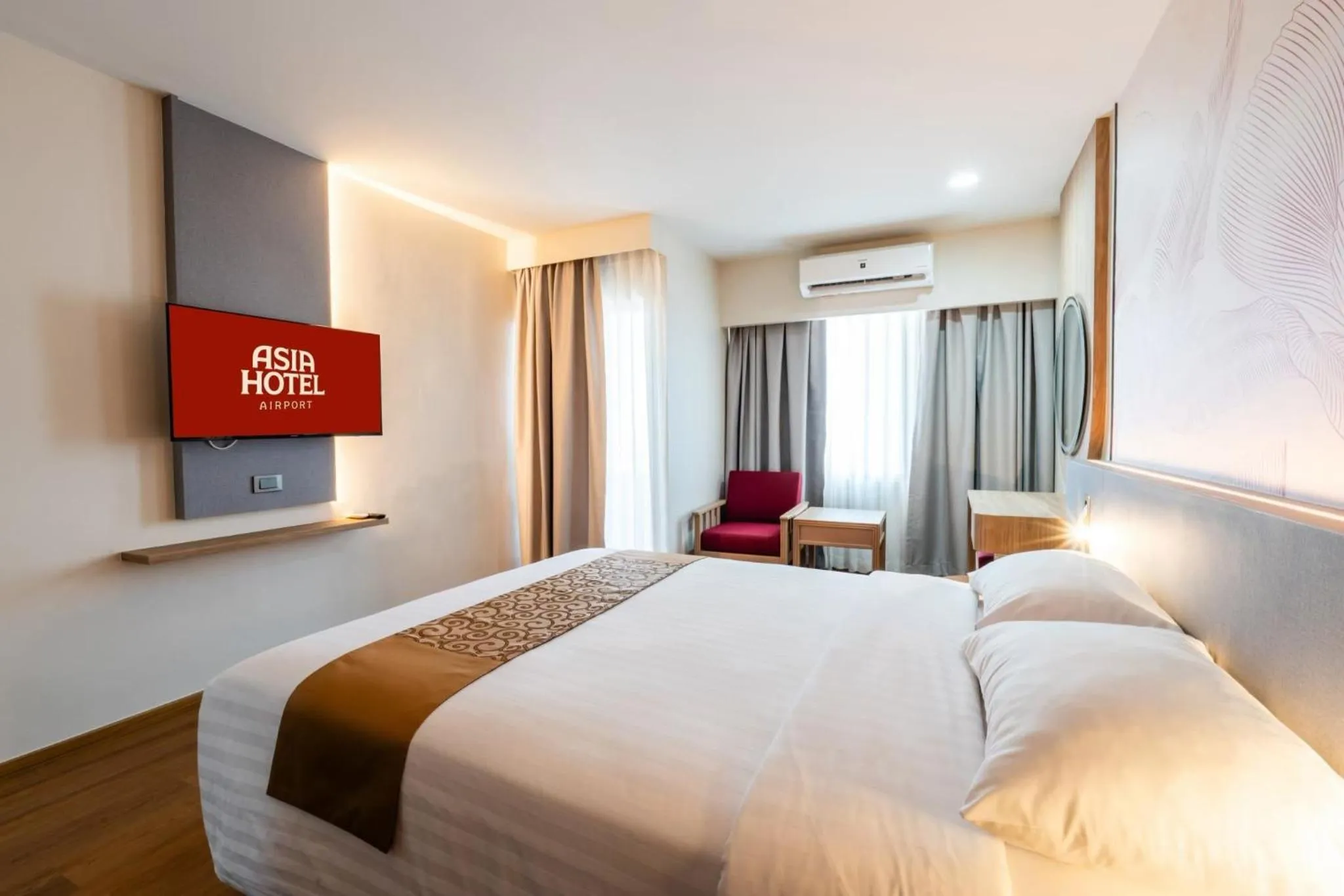 Bed in Asia Airport Hotel