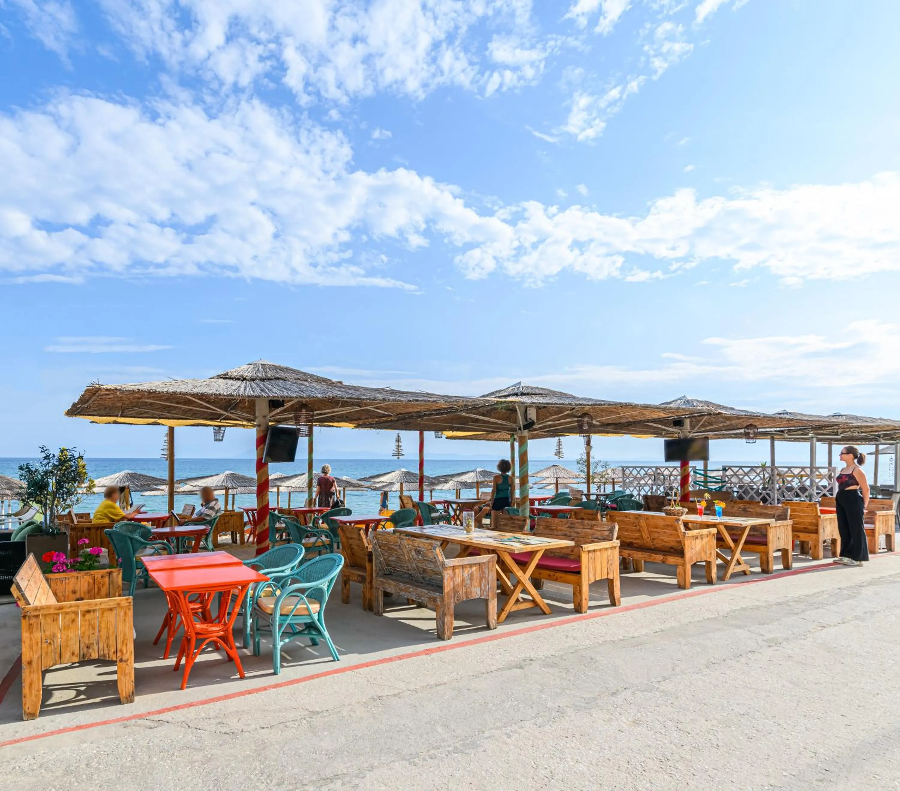 Restaurant/places to eat in Agali Hotel