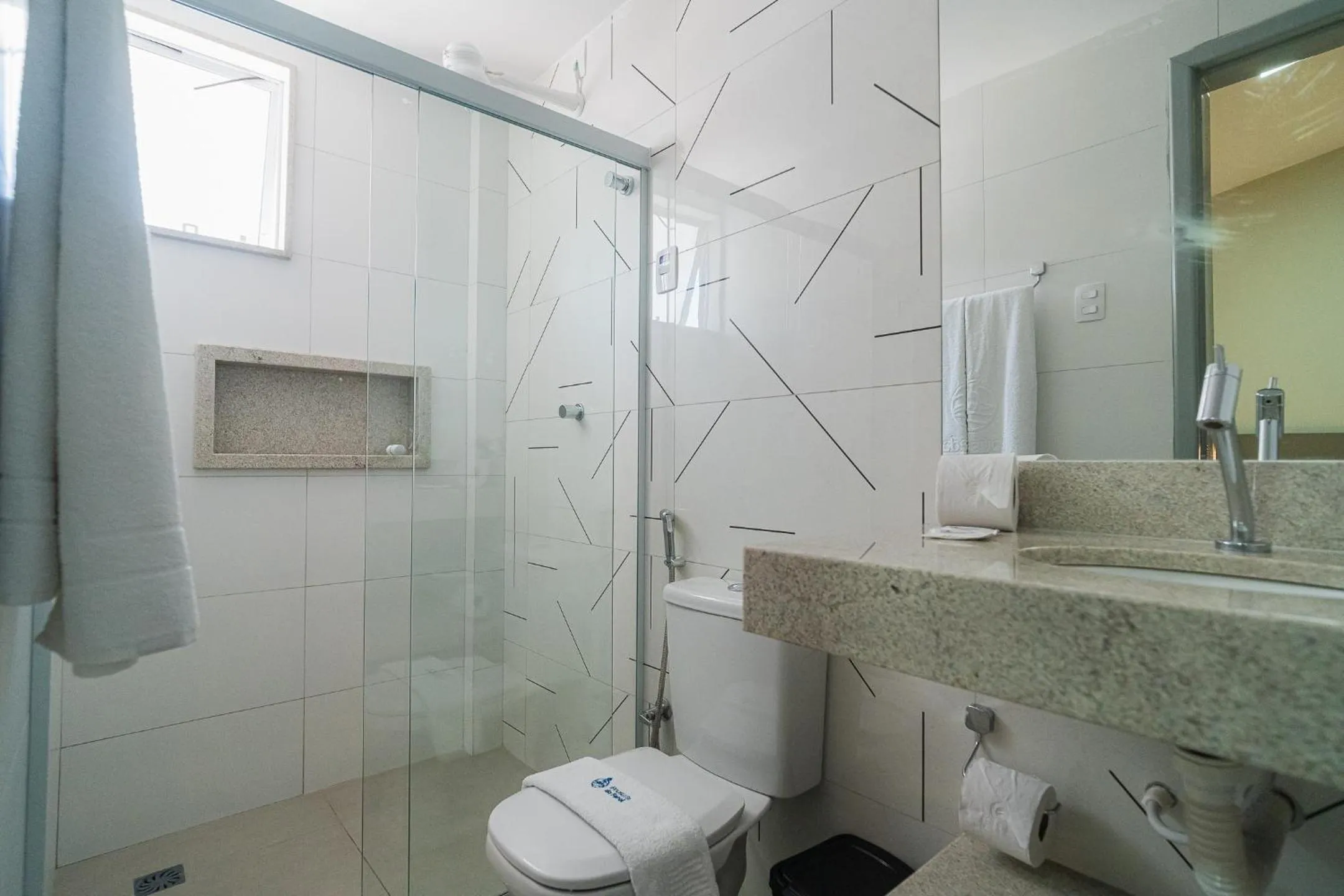 Shower in Hotel Pousada do Farol