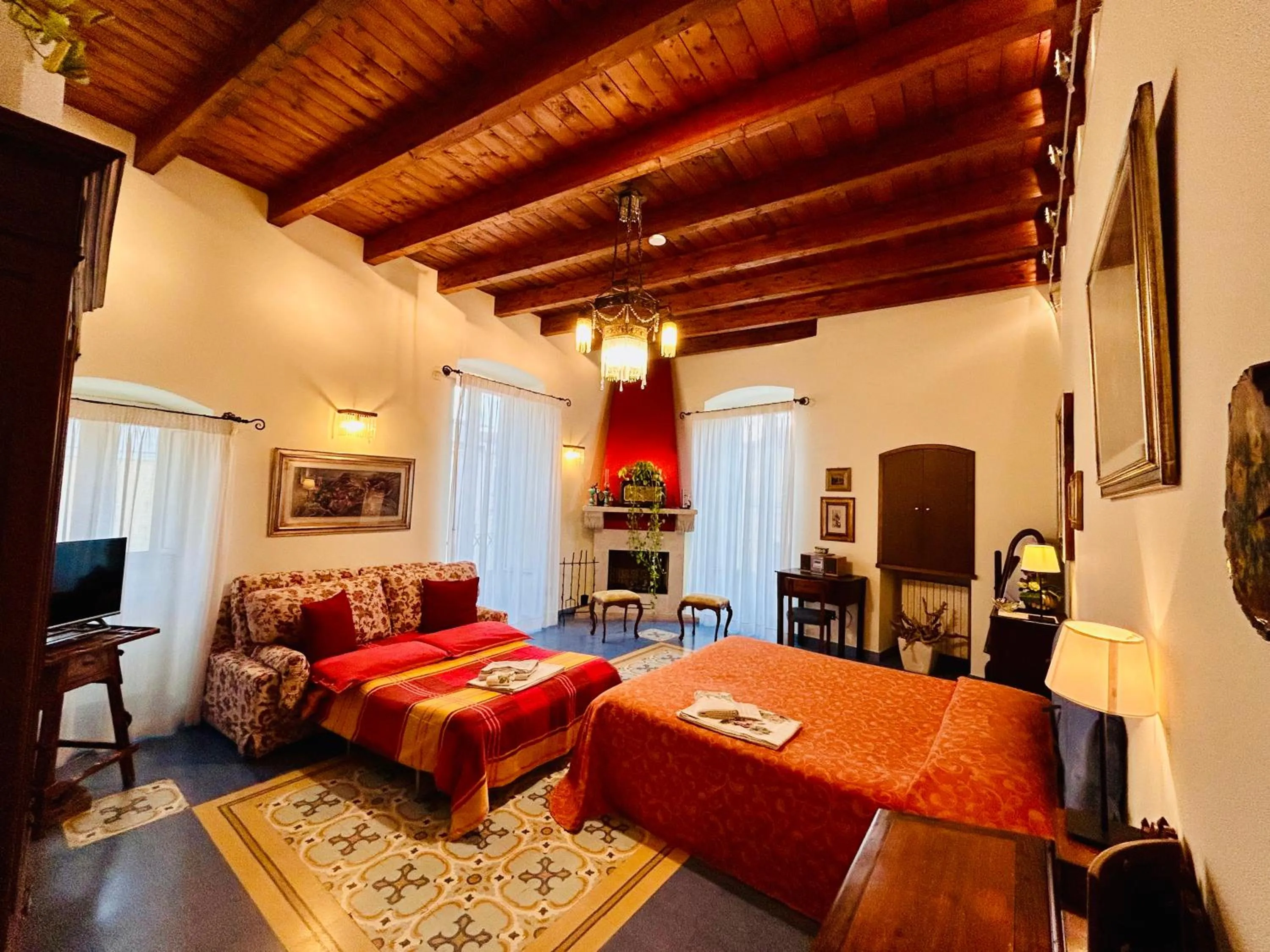 Bed in VinsLounge Suite