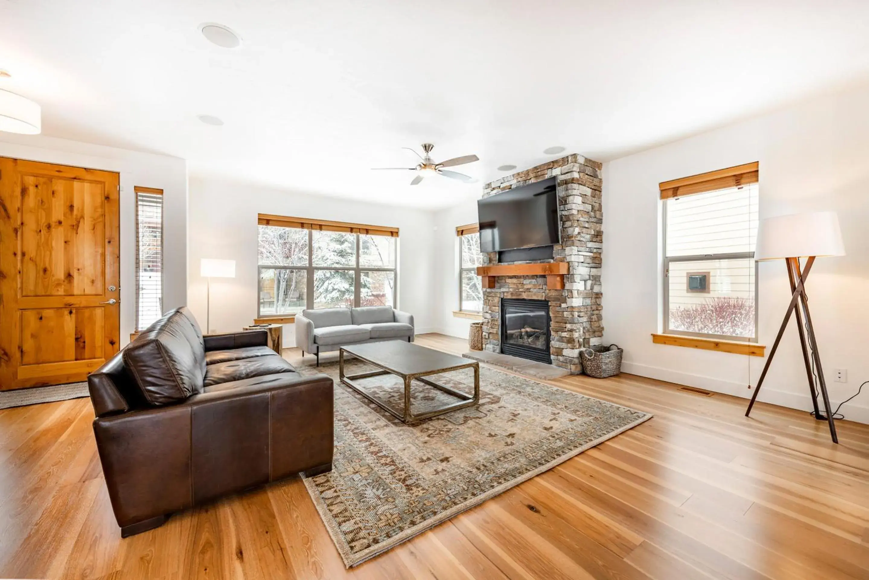 4 Bedroom Townhome #5601 in Bear Hollow Village by All Seasons Resort Lodging 4 Bedroom Townhome #5601 in Bear Hollow Village by All Seasons Resort Lodging