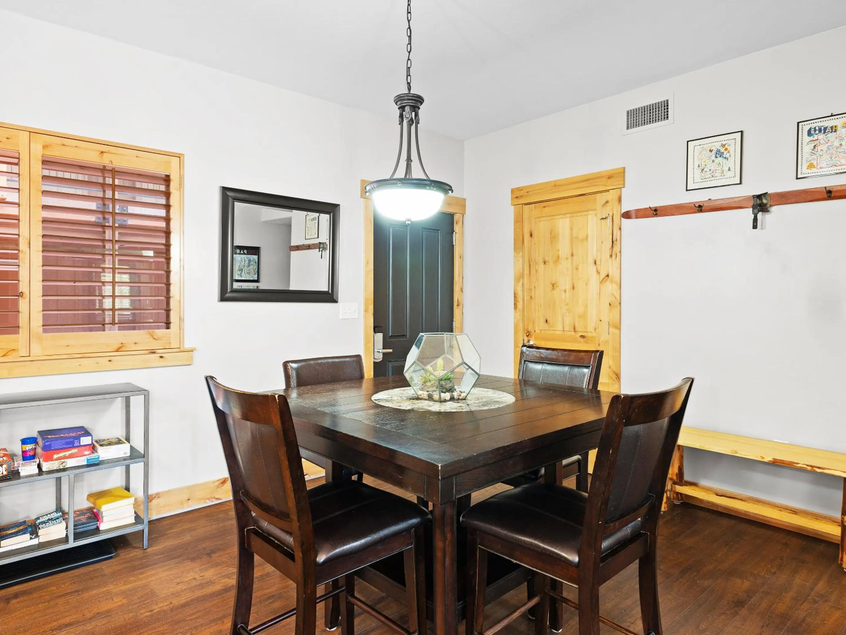 Dining area in Bear Hollow Village by All Seasons Resort Lodging