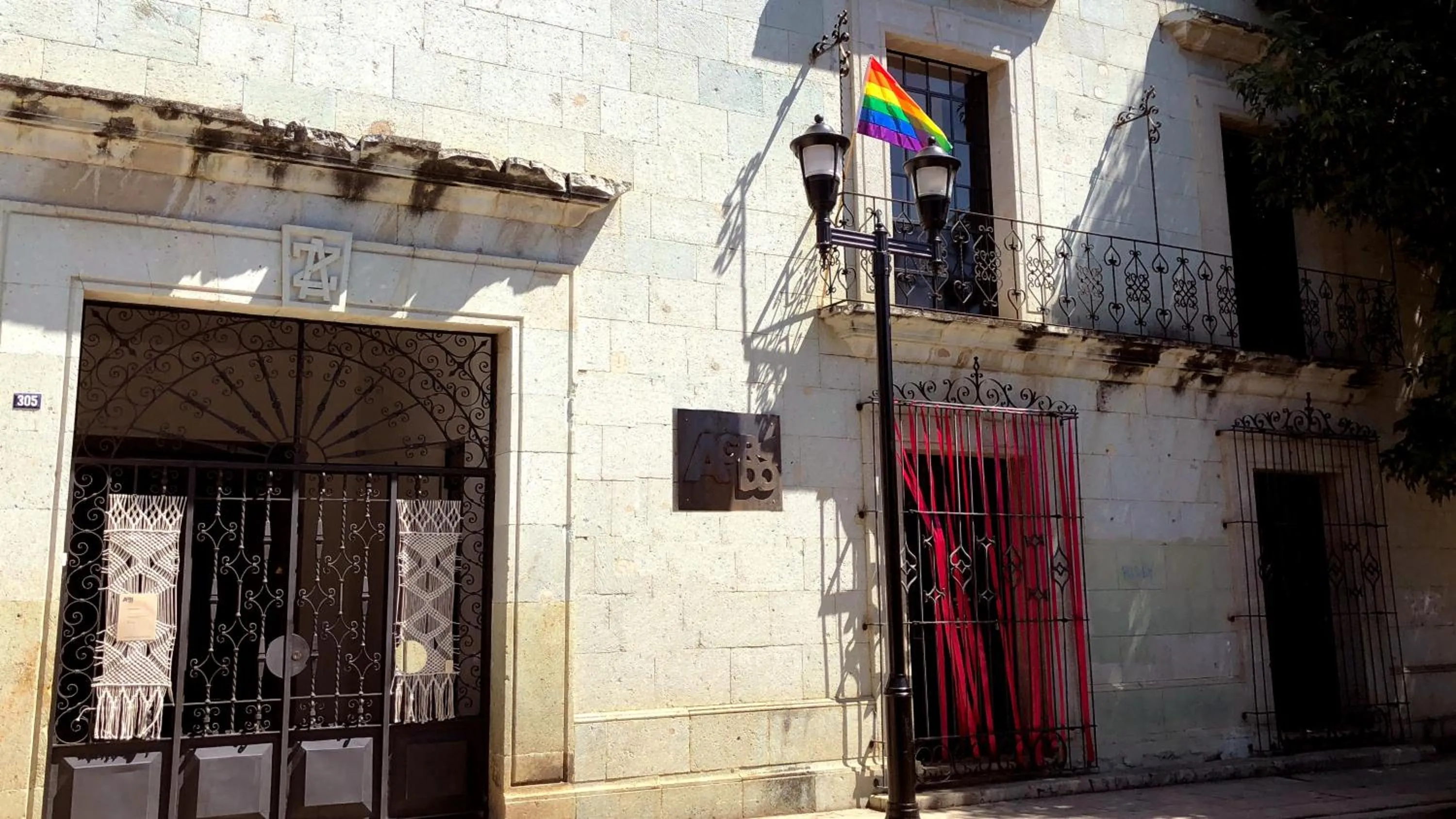 Facade/entrance in Agrado Guest House