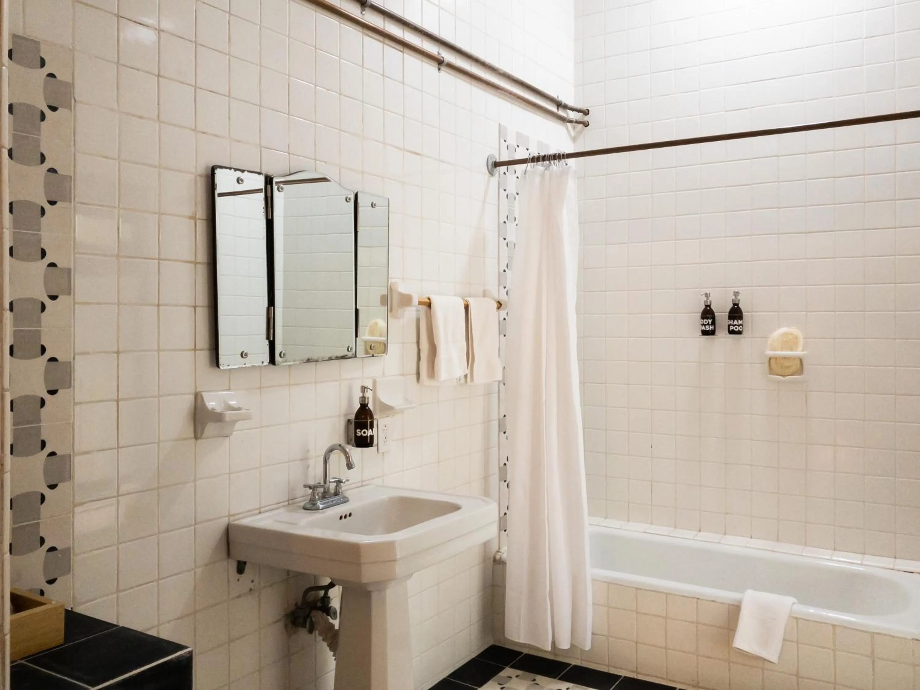 Bathroom in Agrado Guest House