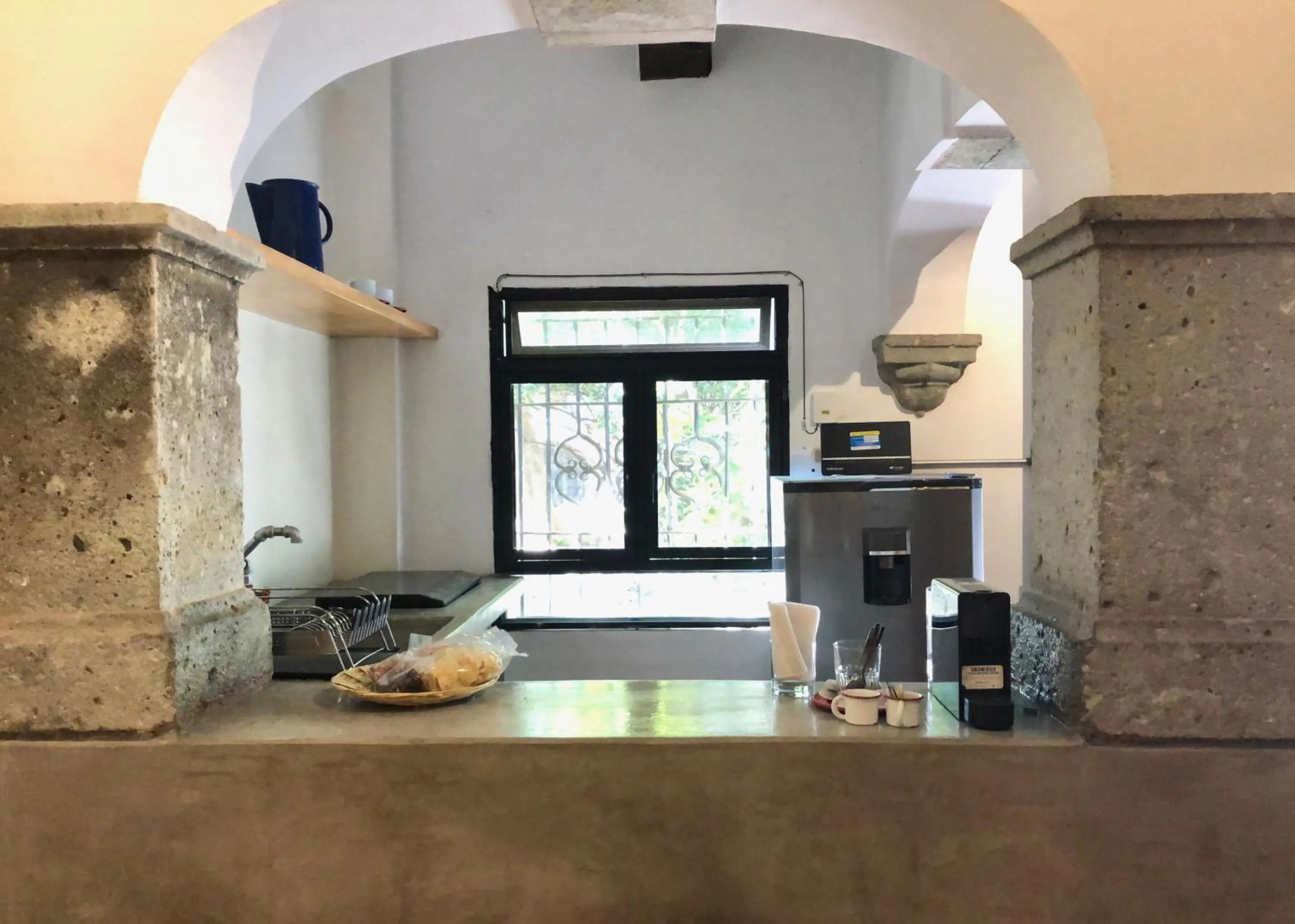 Kitchen or kitchenette in Agrado Guest House