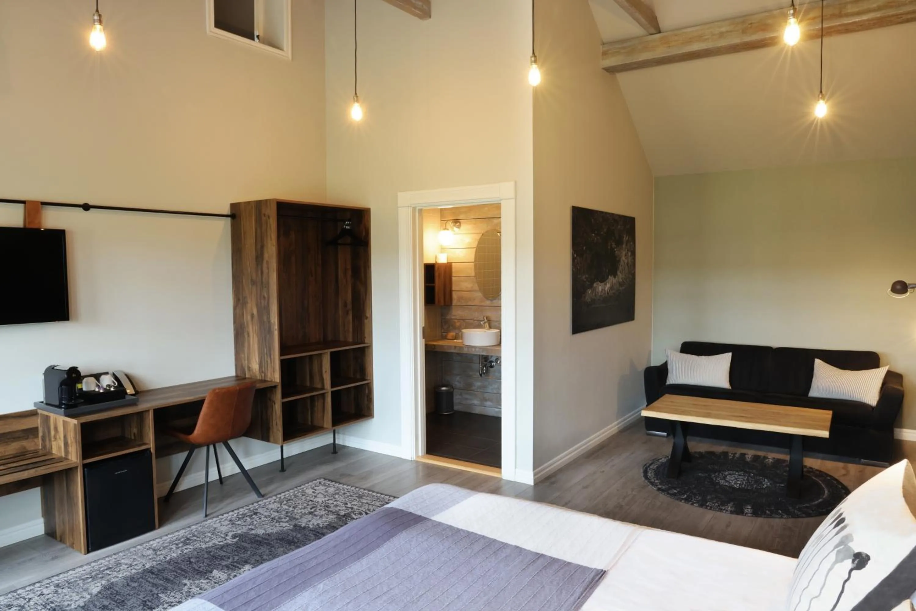 Bed in Fosshotel Hellnar