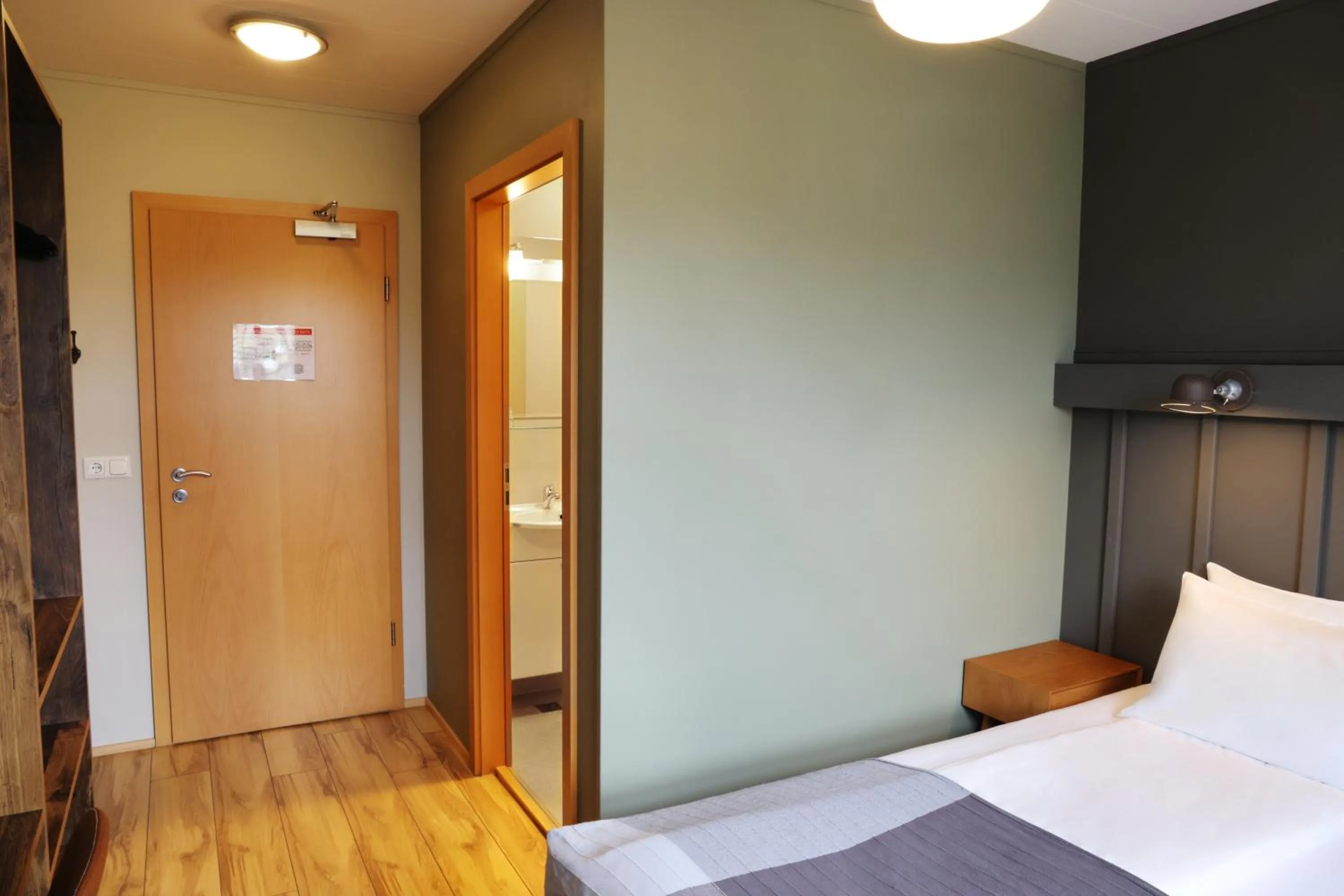 Bed in Fosshotel Hellnar